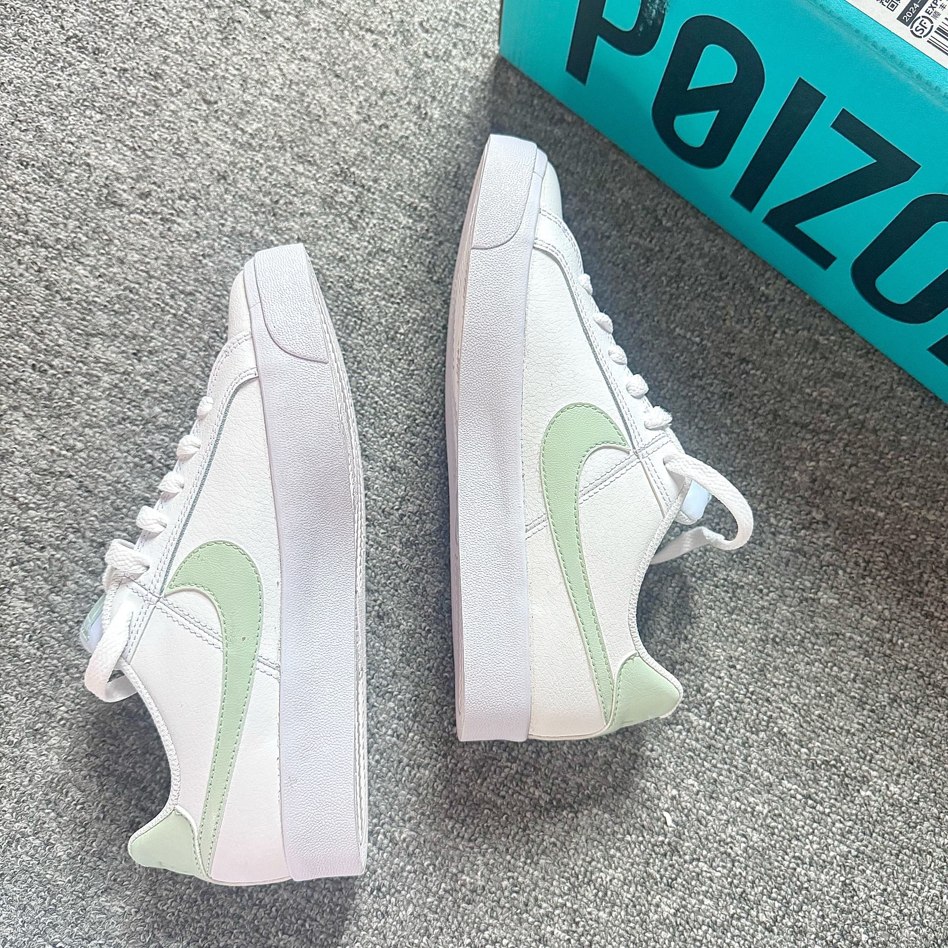 白色耐克低帮板鞋开箱测评🌟