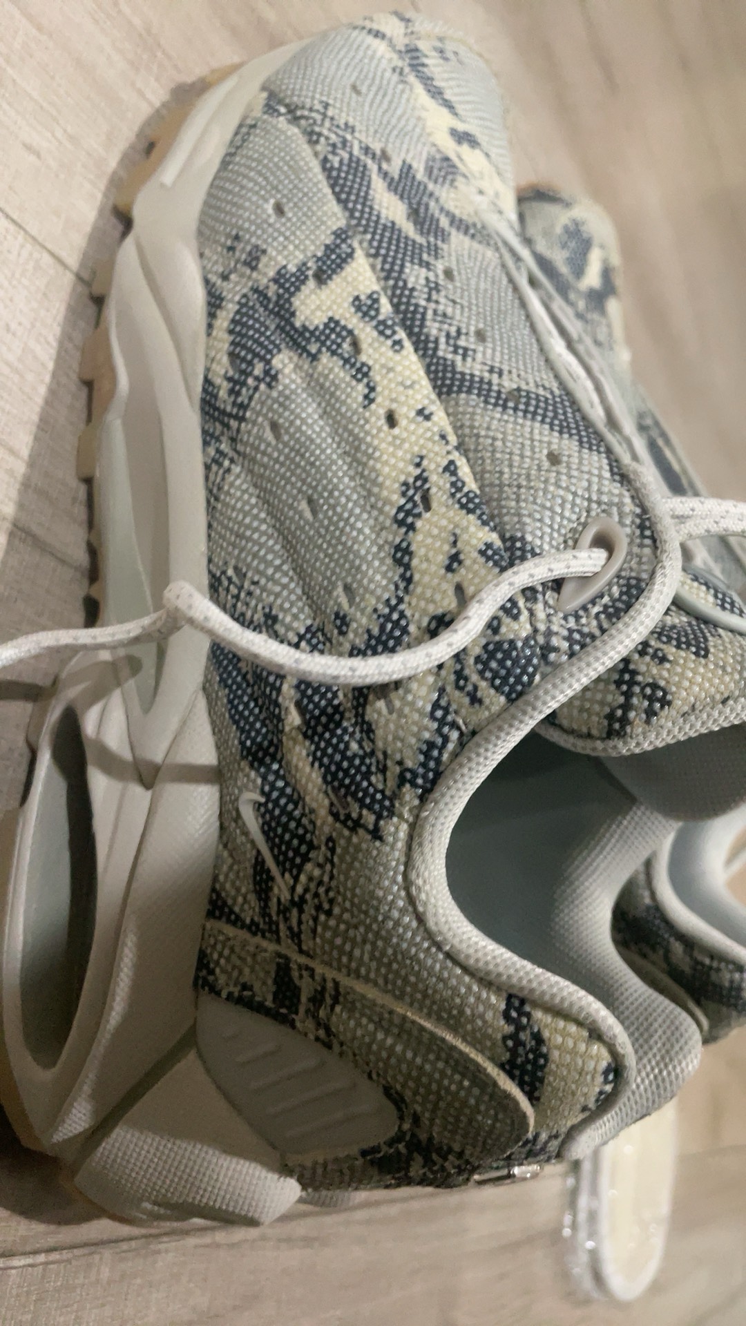 custom review-NOCTA x Nike Hot Step Air Terra 'Светлый костный' Змеиный принт Низкий топ Casual Унисекс Серый Черный