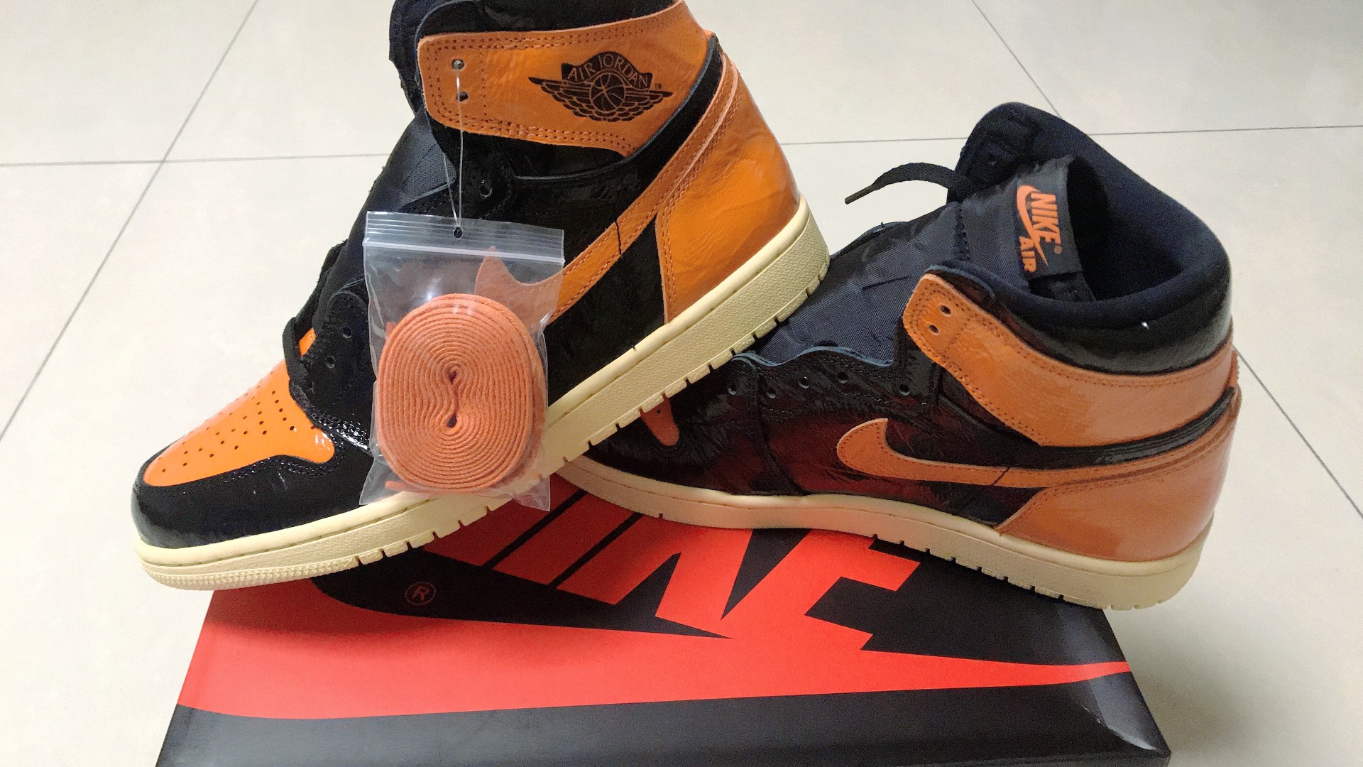 custom review-Jordan Air Jordan 1 Ретро High OG High Топ Винтажные баскетбольные кроссовки Мужской SHATTERED Баскетбольный щит