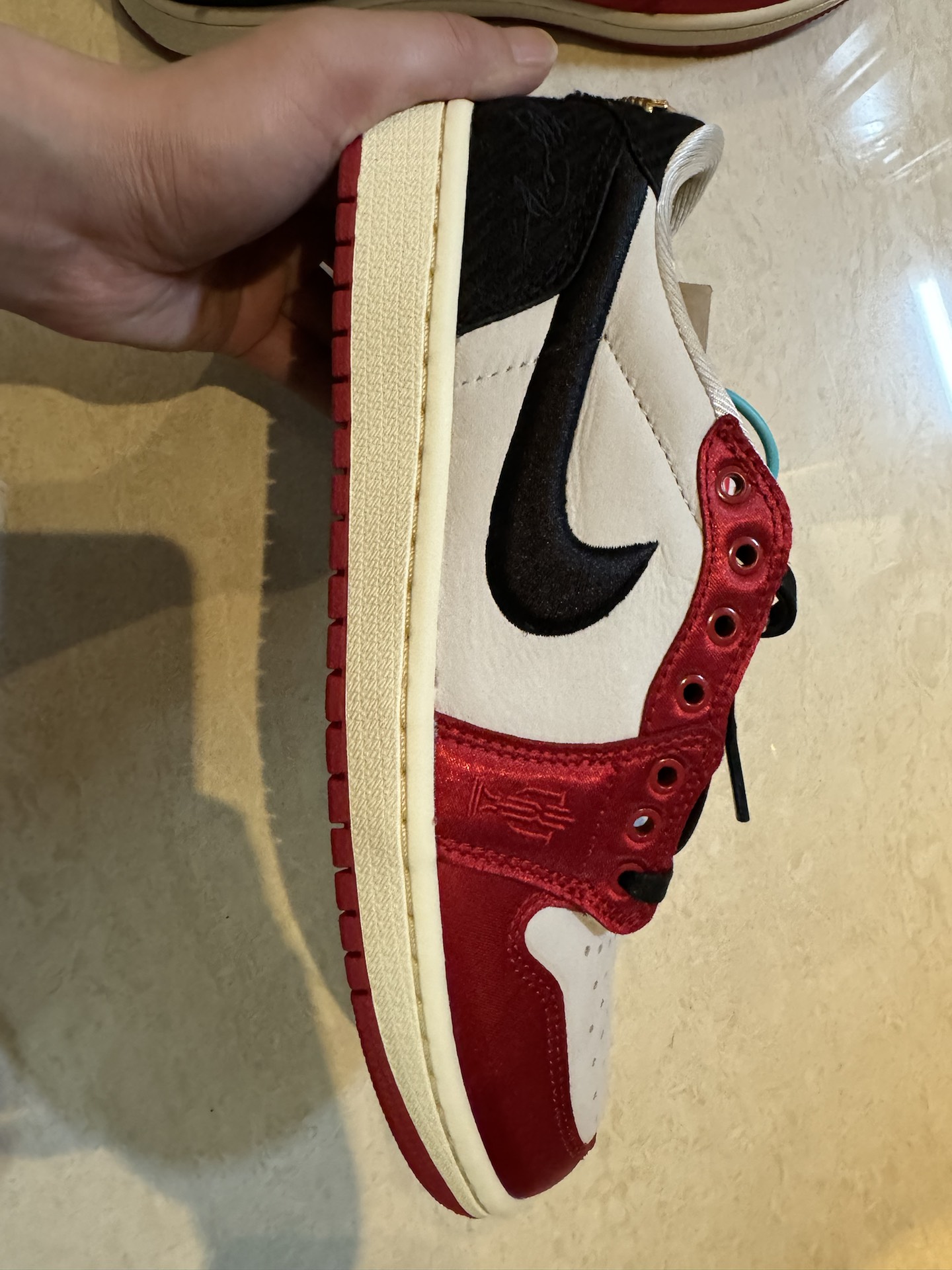 custom review-Jordan 1 Retro Low OG Trophy Room "Away"