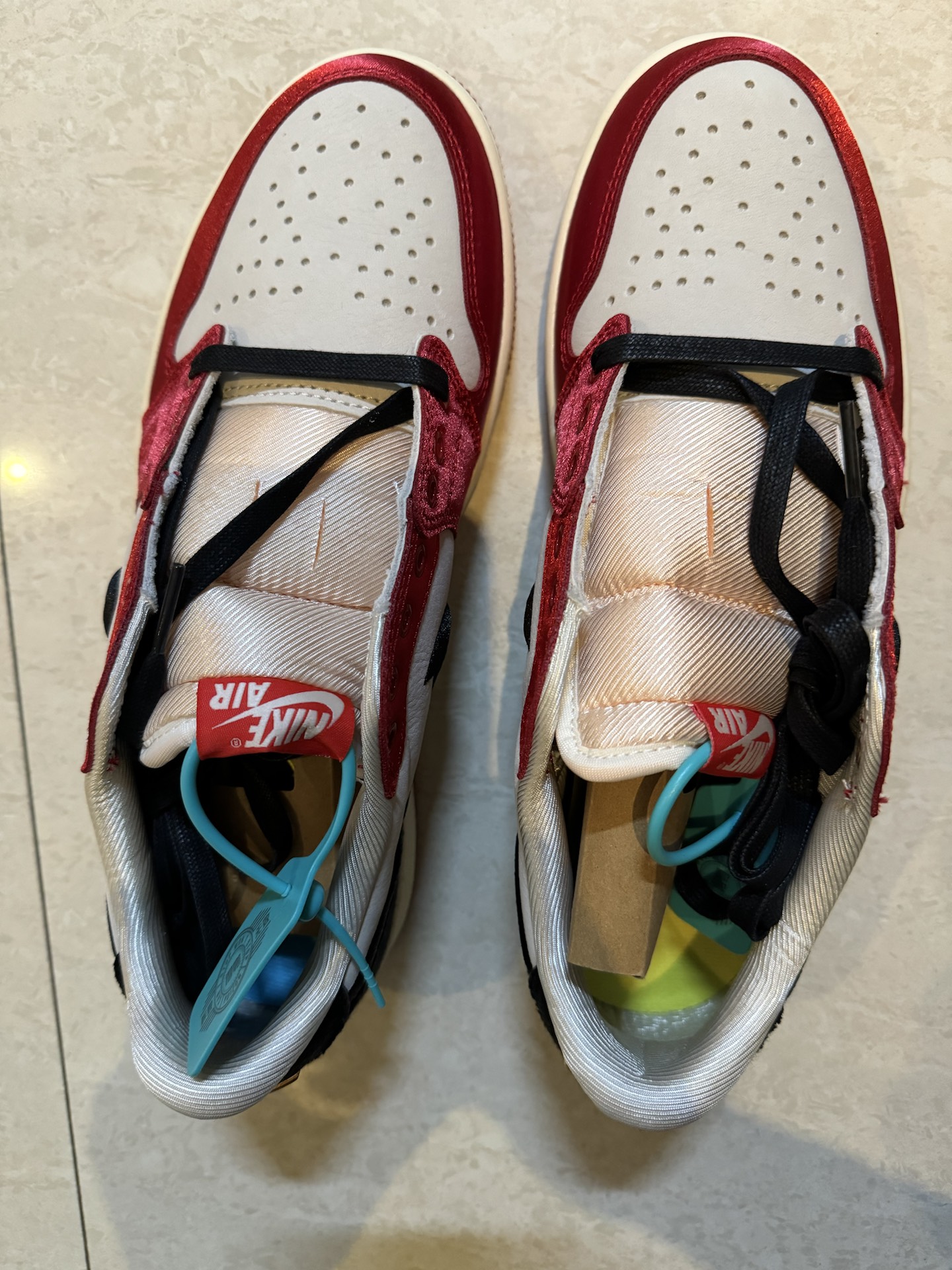custom review-Jordan 1 Retro Low OG Trophy Room "Away"