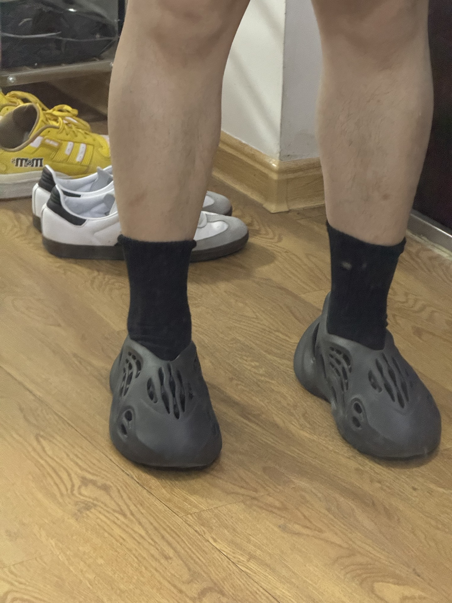 custom review-Adidas Originals Yeezy Foam Runner Onyx Черный Warrior Спортивные сандалии унисекс черный