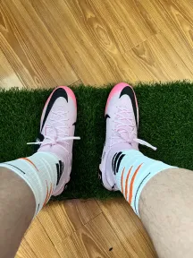 zapatillas de running HOKA ONE ONE constitución media entre 60 y 100
