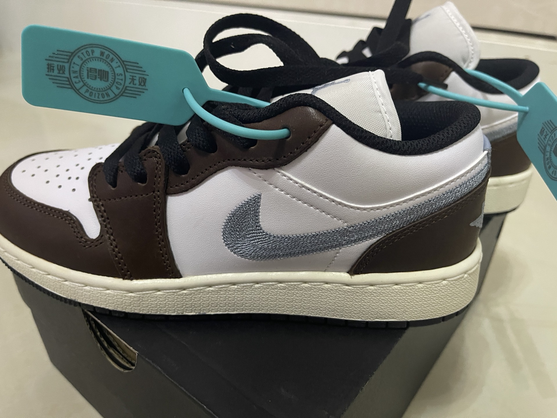 custom review-Jordan Air Jordan 1 Амортизация Устойчивость к истиранию Дышащий Низкий Топ Детские Баскетбольные Кроссовки Белый Умбра