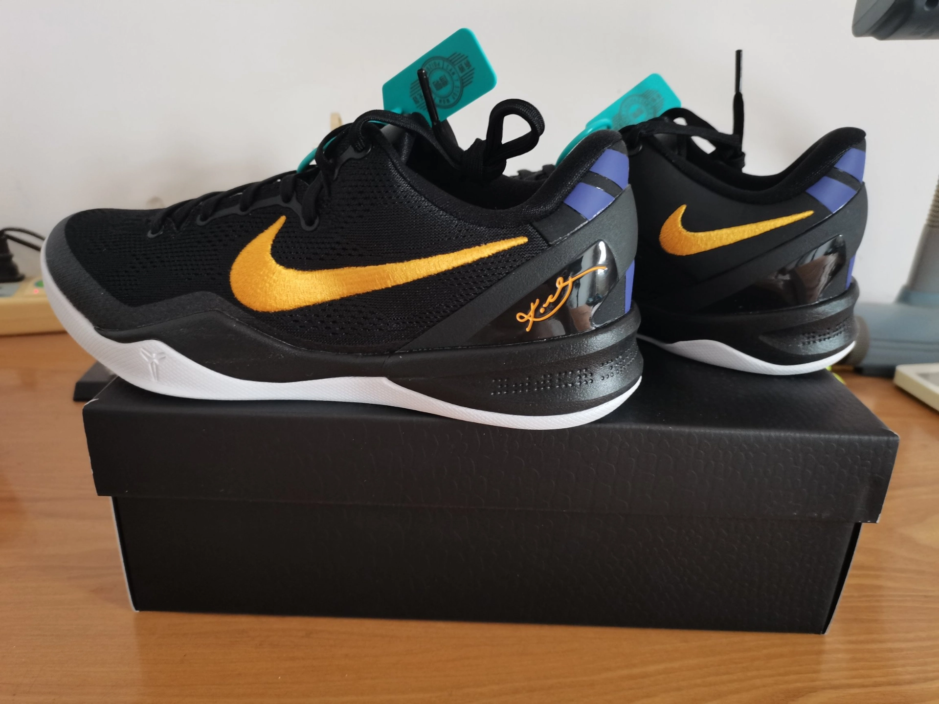 custom review-Nike Kobe 8 Protro "Hollywood Nights"