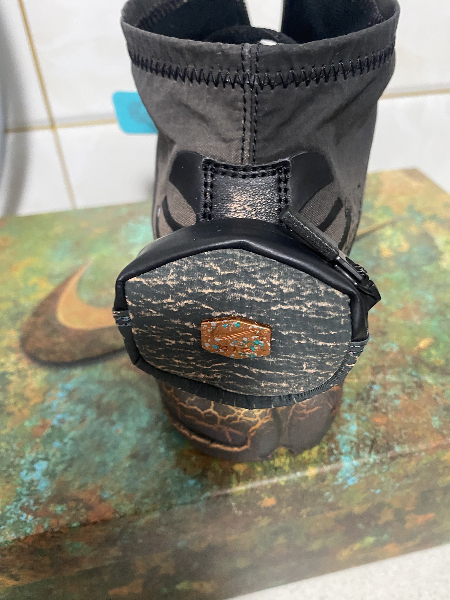 custom review-Nike Air Max Plus Водонепроницаемый MID Топ Повседневный Городской Коммутирование Беговые кроссовки Мужской Черный Серый