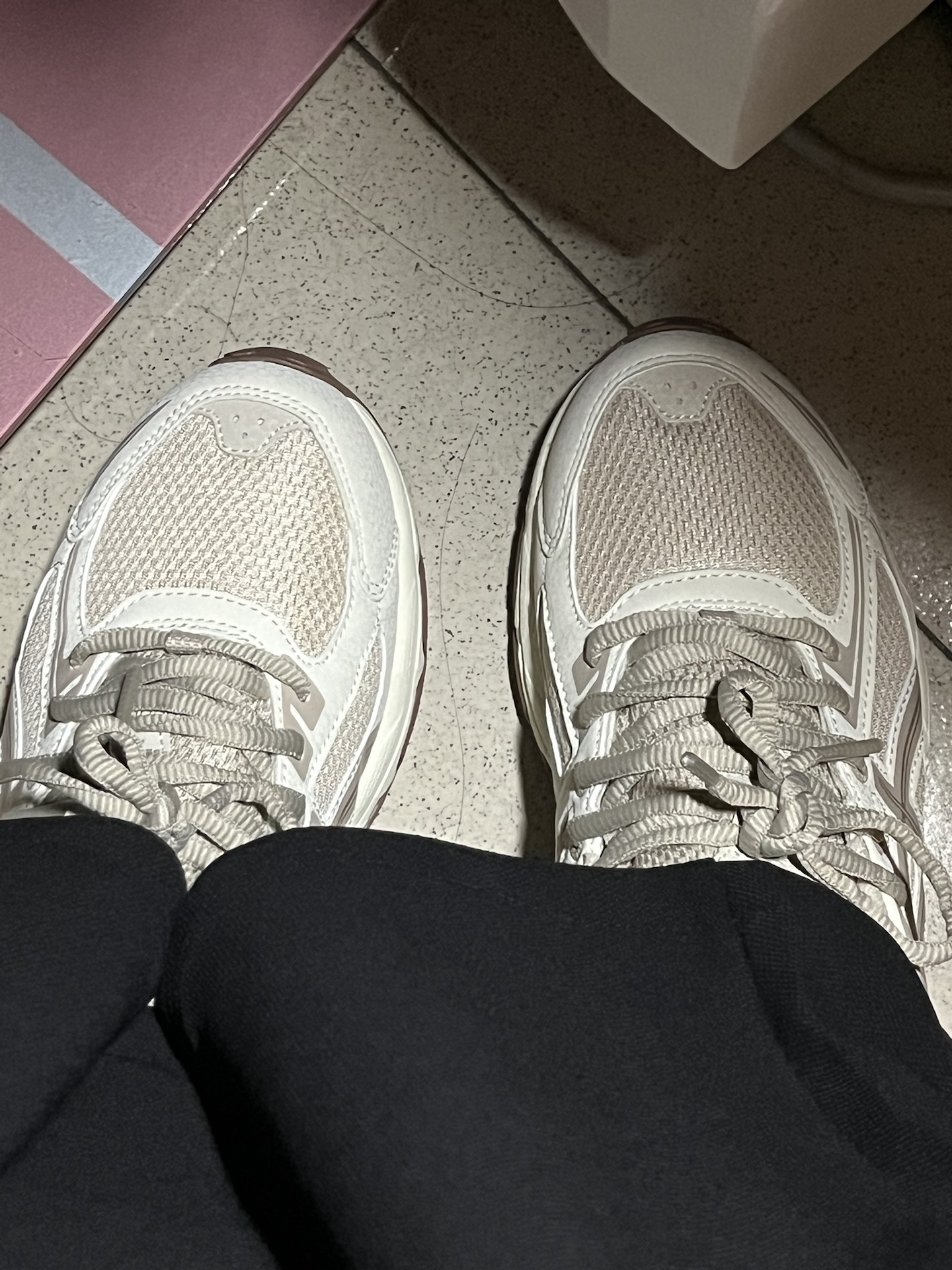 custom review-ASICS Gel Venture 6 Устойчивые к истиранию Низкие Кроссовки для Бега Женские Бежево-Серые