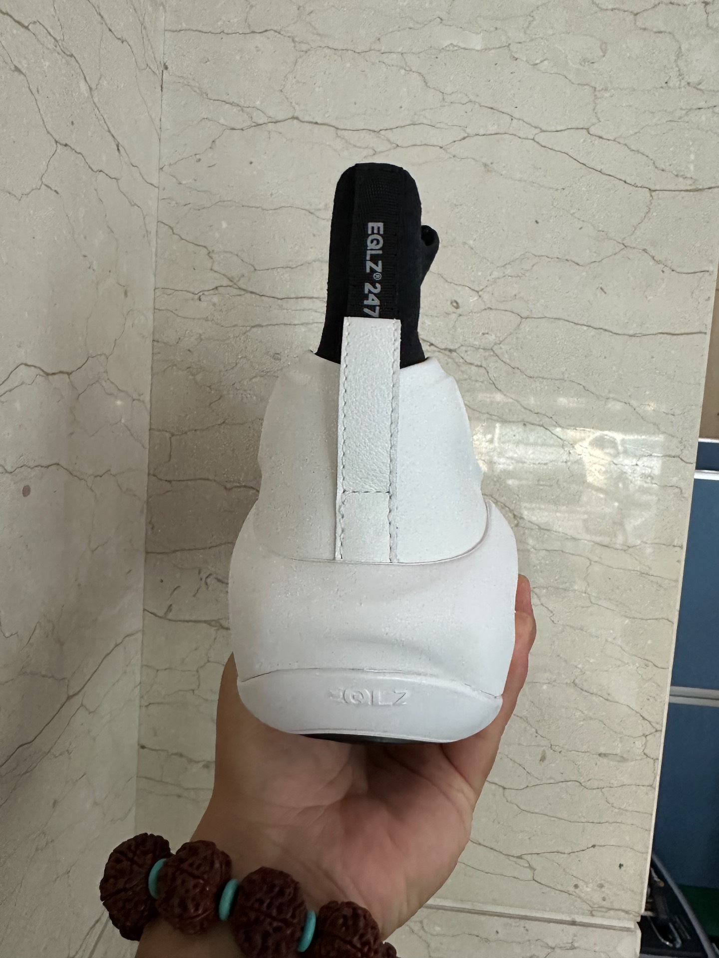 custom review-EQUALIZER Баскетбольные кроссовки Высокие Призрачный черный/Дьявол Белый Унисекс