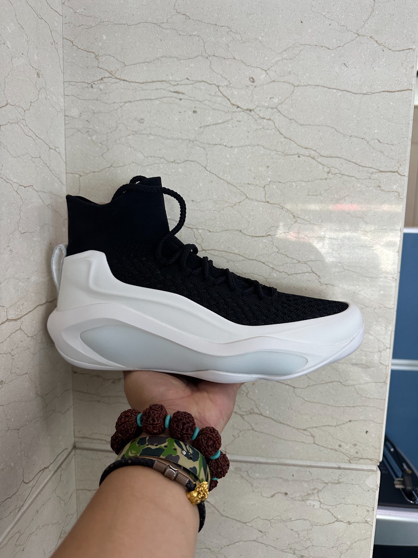 custom review-EQUALIZER Баскетбольные кроссовки Высокие Призрачный черный/Дьявол Белый Унисекс