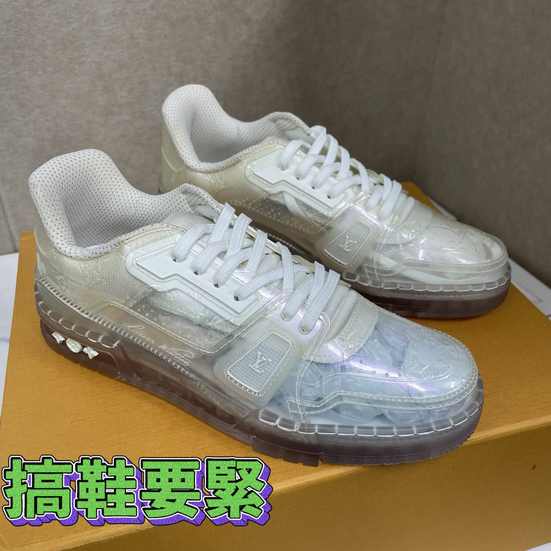 袜子看穿鞋,lv这透明设计太烧气了
