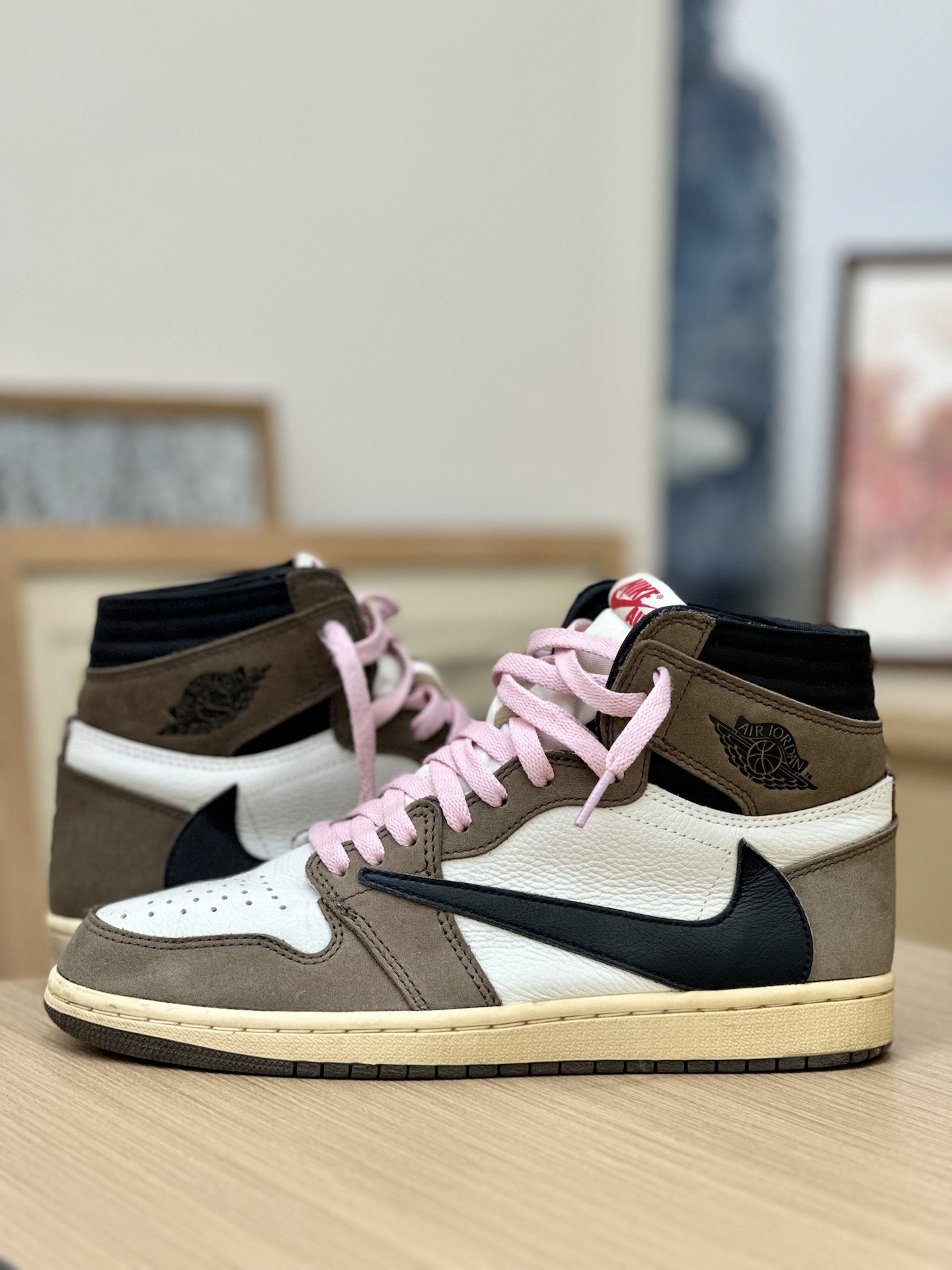 aj1倒钩手机壁纸图片