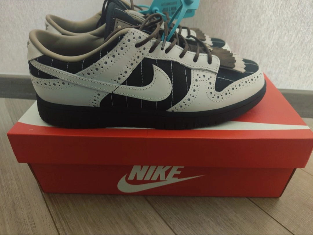 custom review-Nike Dunk Low Lx Brogue Pinstripe Women's