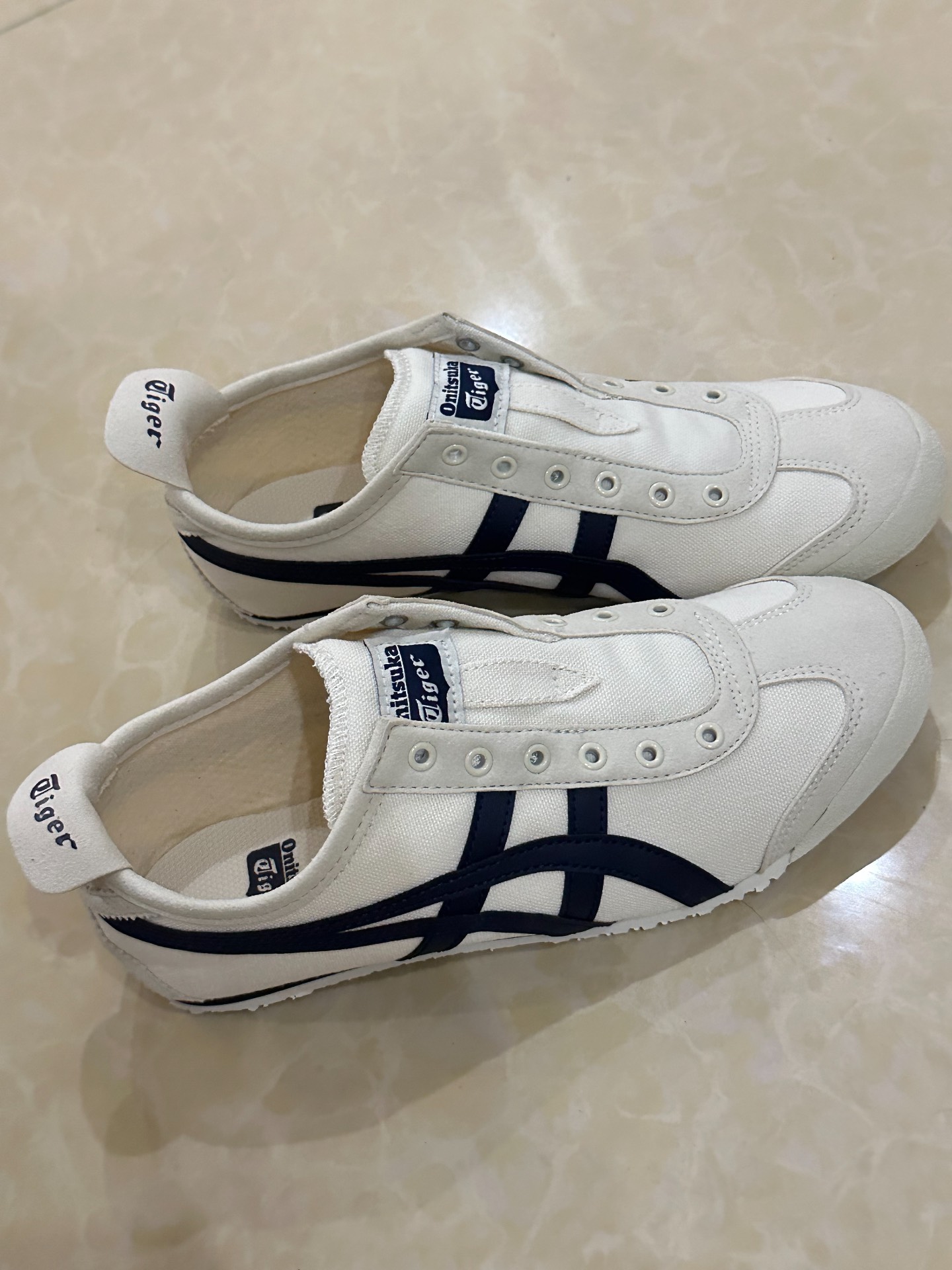 custom review-Onitsuka Tiger Mexico 66 Slip-On 'Midnight'