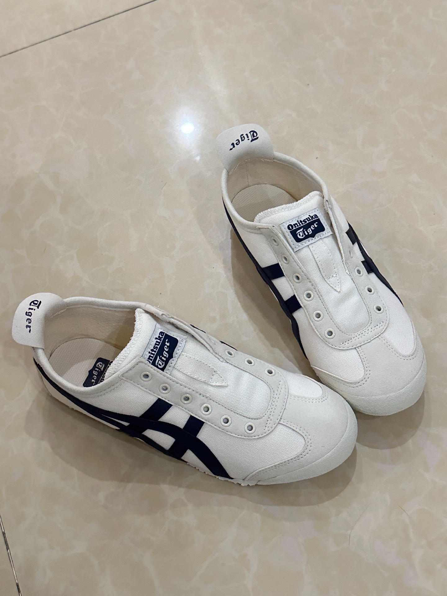 custom review-Onitsuka Tiger Mexico 66 Slip-On 'Midnight'