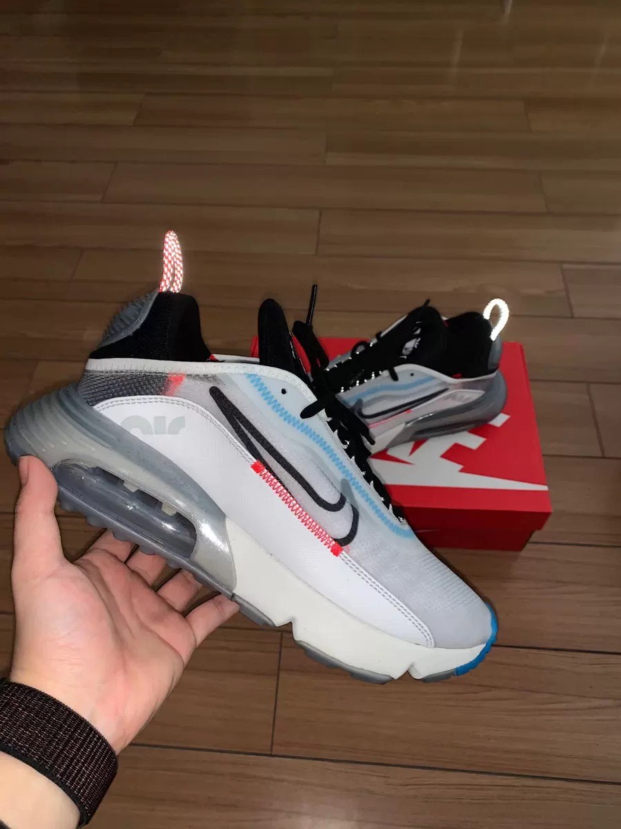 custom review-Nike Air Max 2090 Амортизация Устойчивость к истиранию Дышащие Низкие кеды для бега Женские Синие Белые