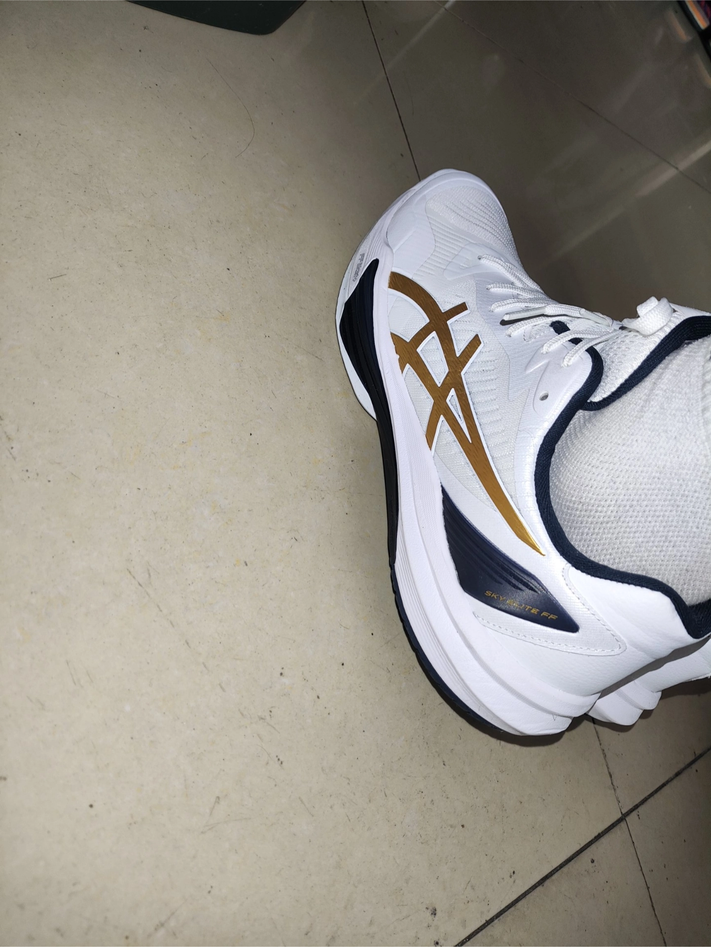 custom review-ASICS Sky Elite FF 3 Low Топ Кроссовки для тренировок Мужской Белый Золото