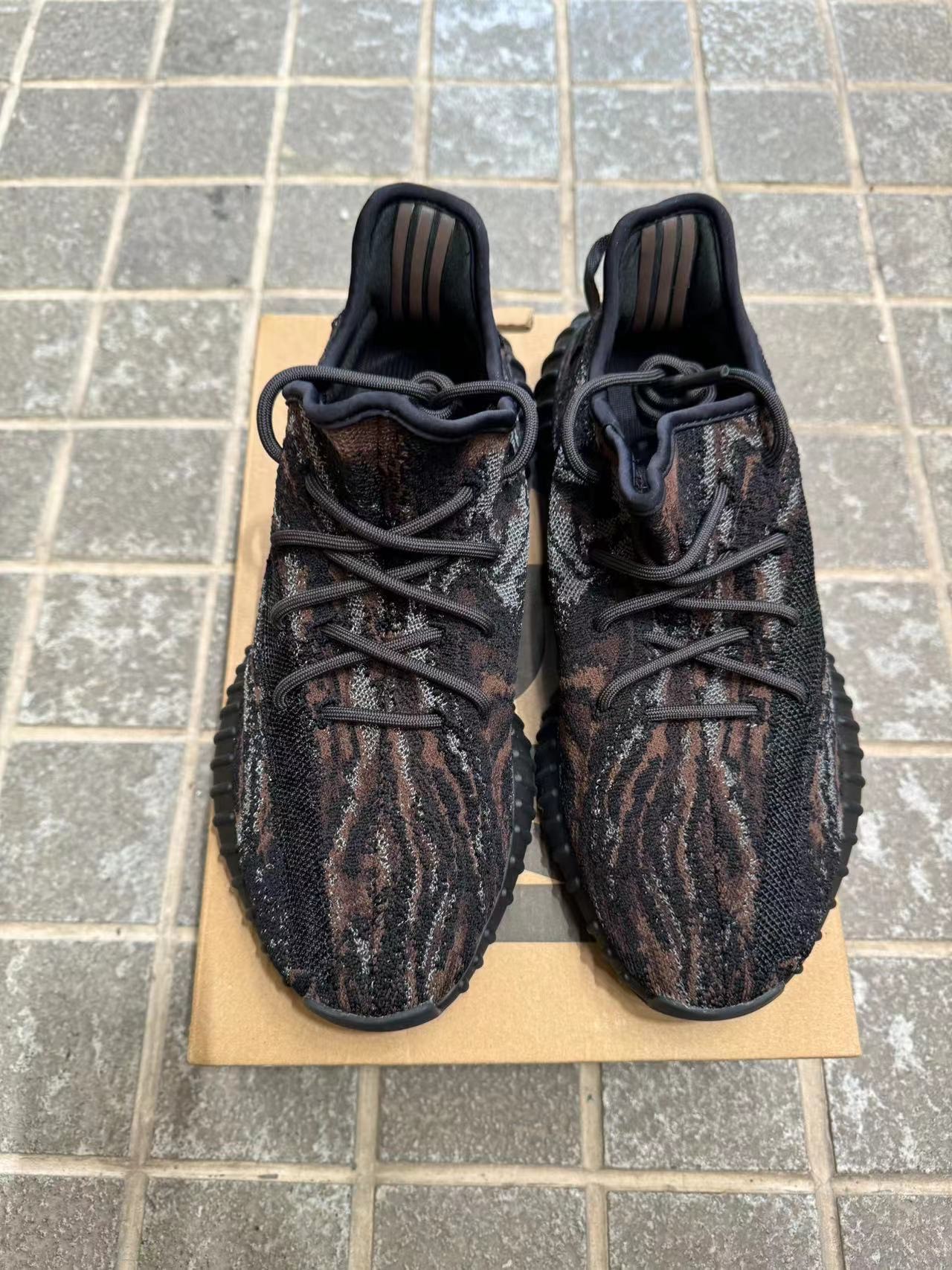 custom review-Adidas Originals Yeezy Boost 350 V2 Готический Греймон 'MX Рок' Низкий Топ Повседневная Обувь Унисекс Черный