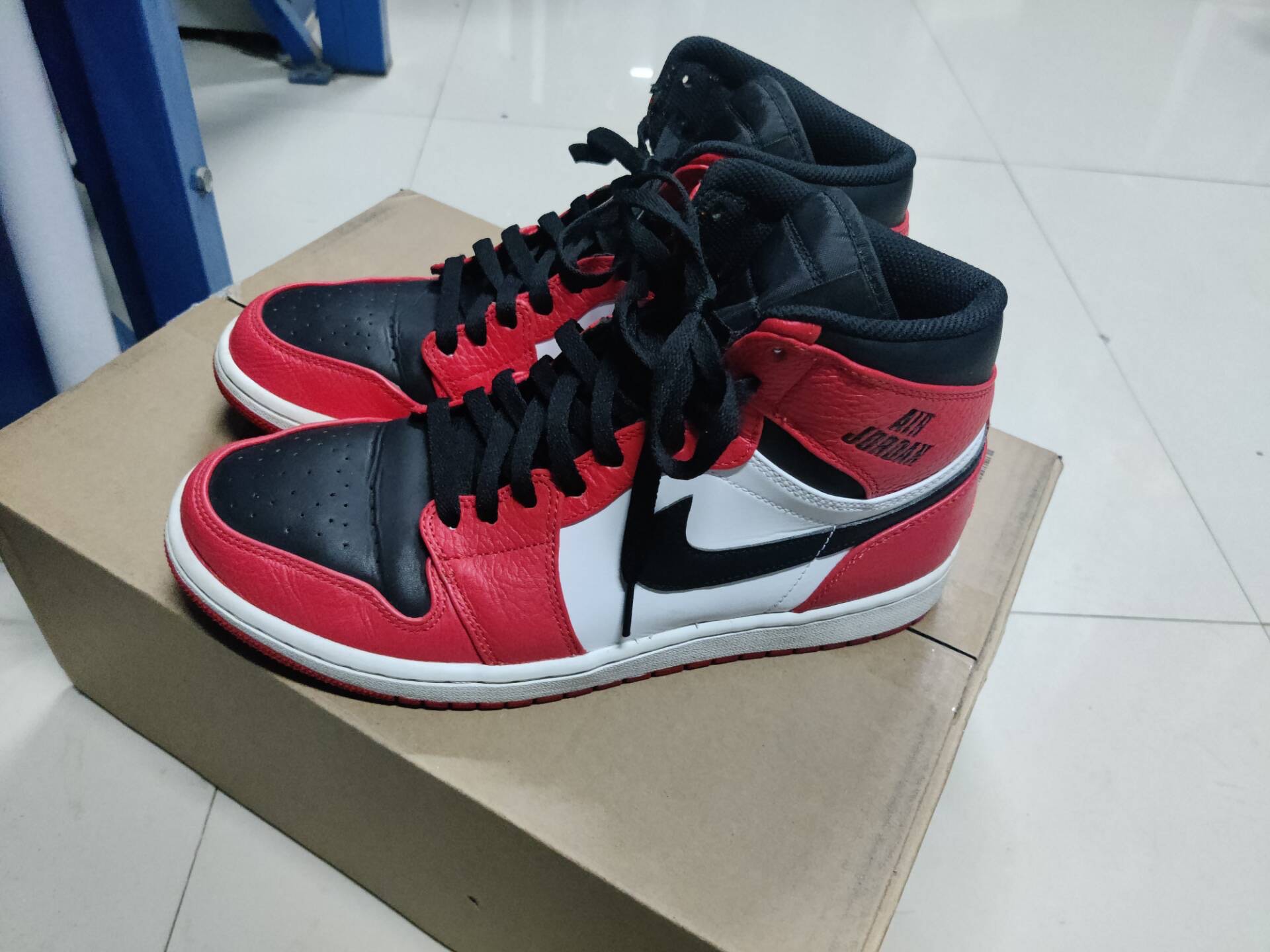 aj1标志飞翼图片