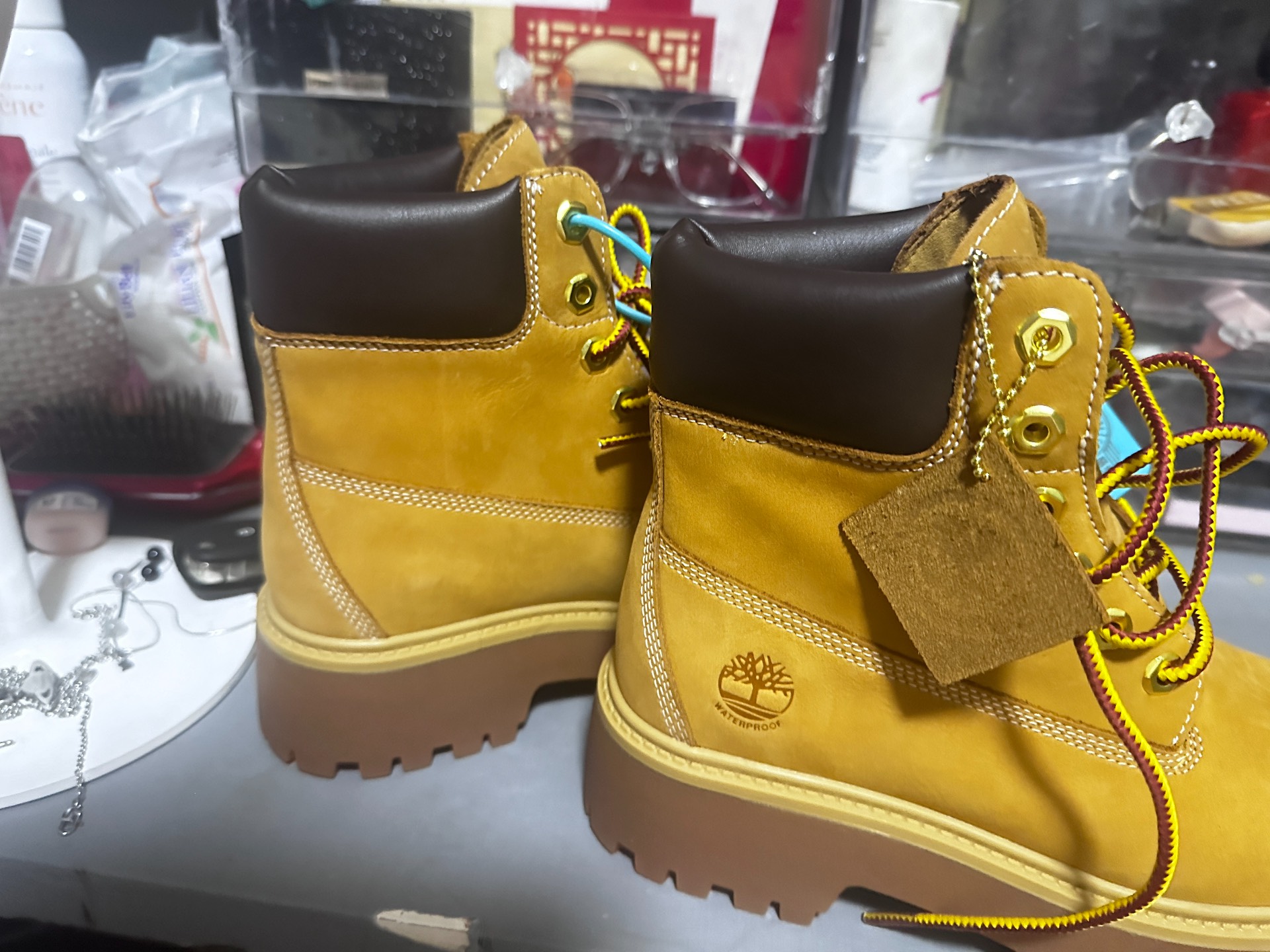 custom review-Timberland Премиум Водонепроницаемый И Износостойкий Короткий Аутдор Женские Желтый