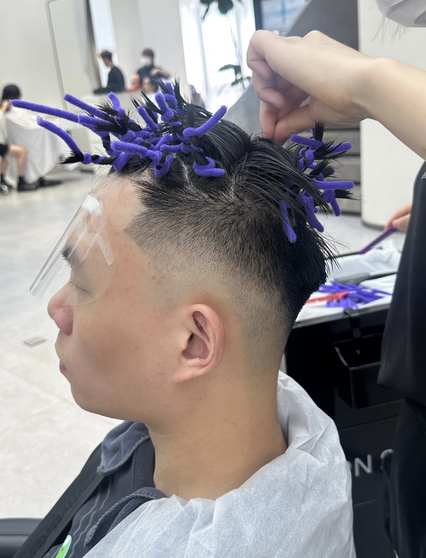 💇男士烟花烫,瞬间点燃帅气✨#男生烫发推荐 #男士发型设计记录