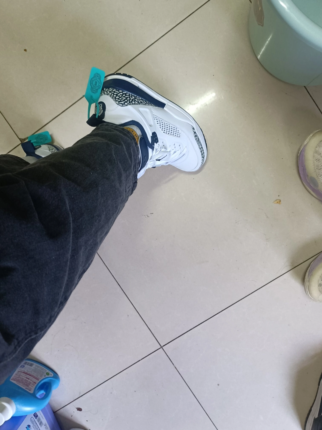 custom review-Jordan Spizike Low Obsidian