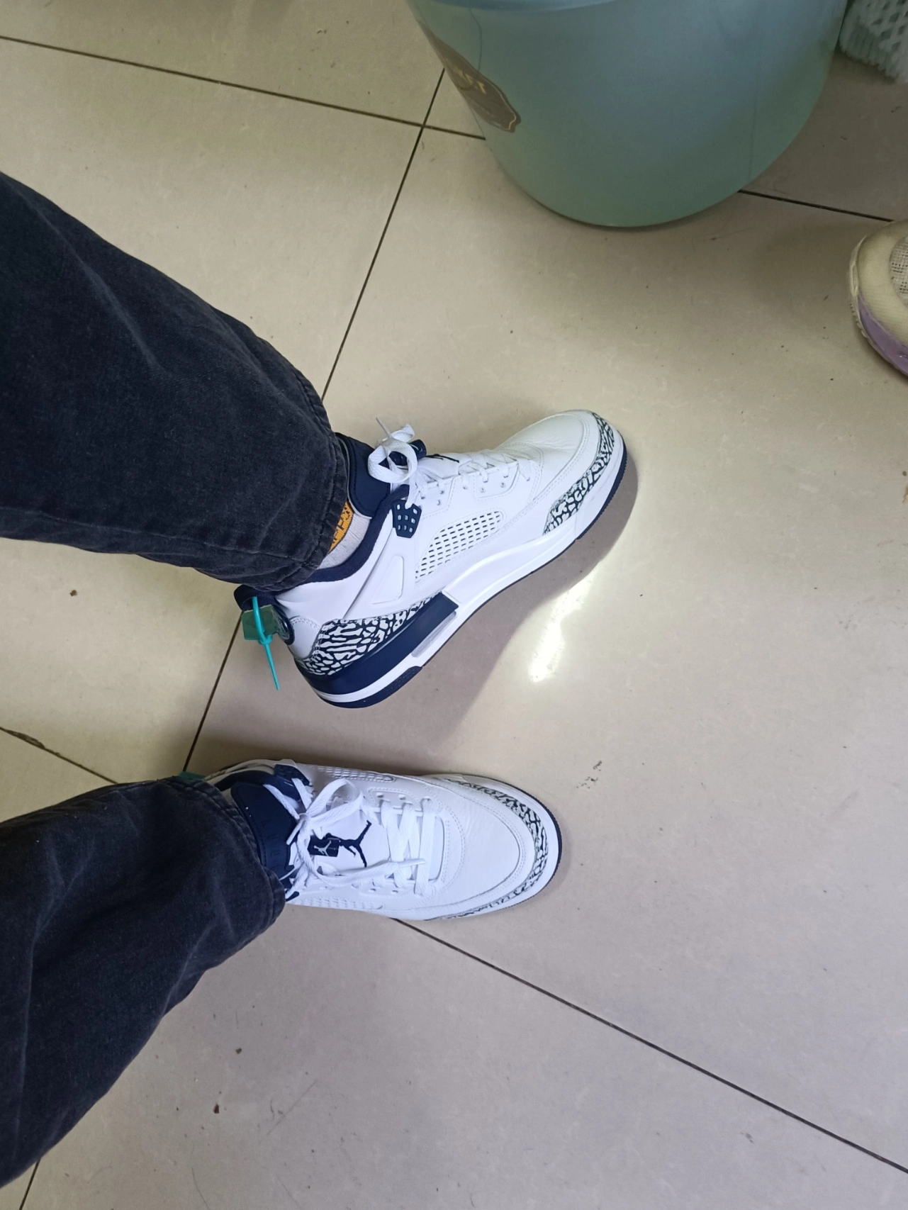 custom review-Jordan Spizike Low Obsidian