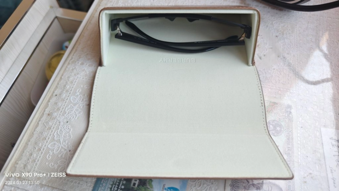 custom review-Burberry Квадратные Солнцезащитные Очки Мужские Темно-Серые