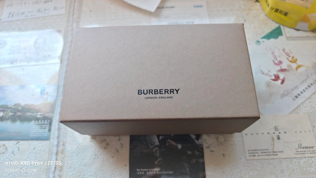 custom review-Burberry Квадратные Солнцезащитные Очки Мужские Темно-Серые