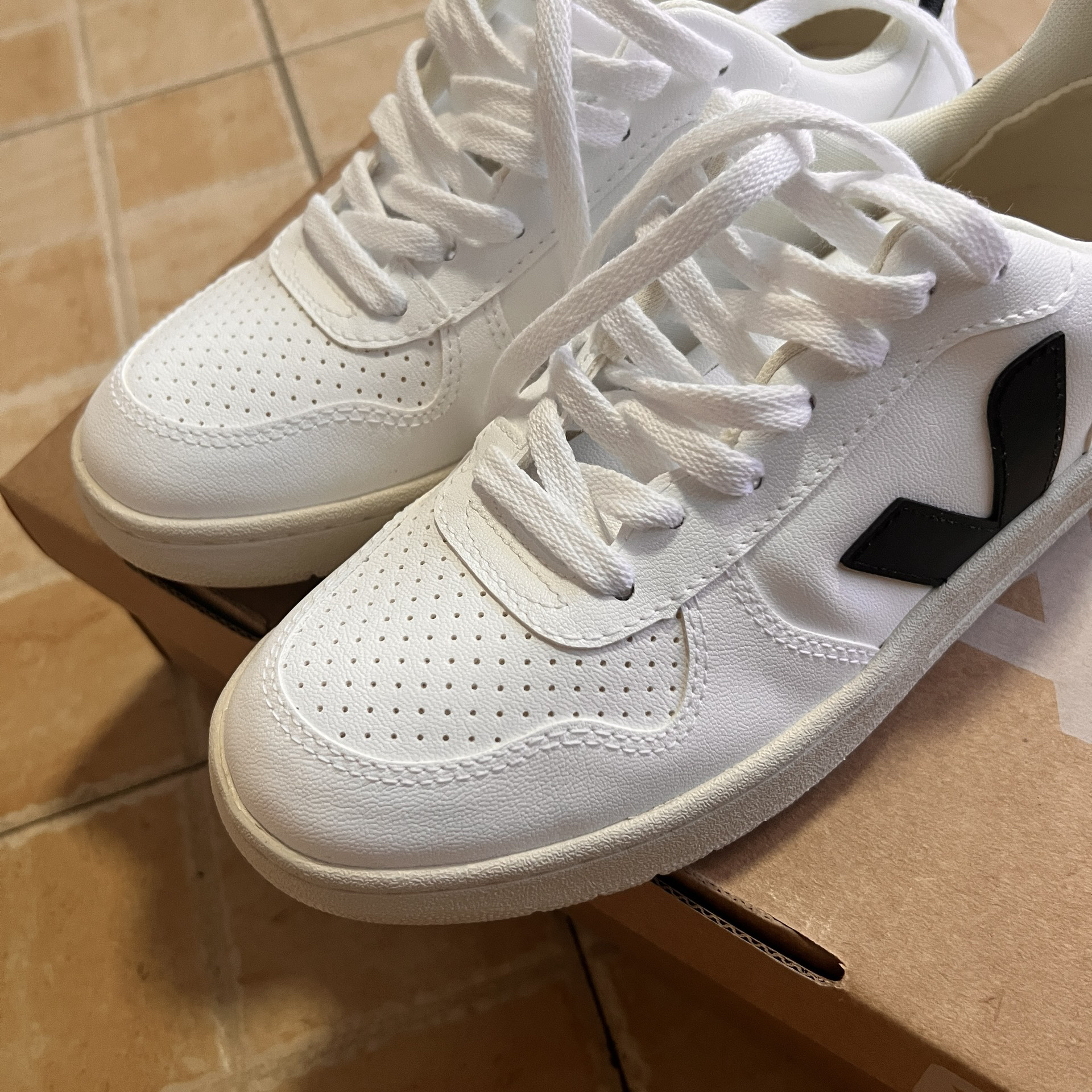 custom review-VEJA V 10 Low Топ Стильная Обувь для Скейтбординга Унисекс Белый Черный