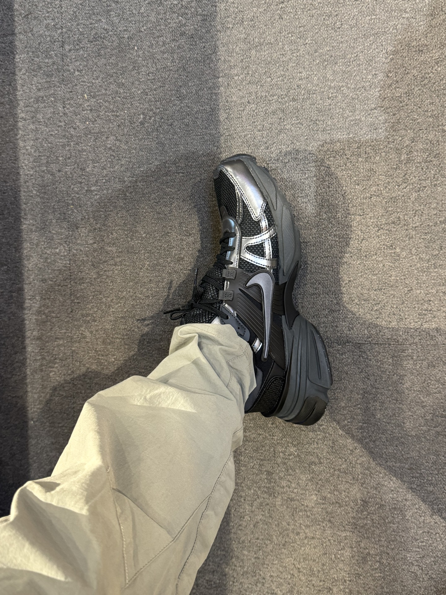 custom review-Nike V2K Run Устойчивый к истиранию Низкий Топ Повседневный Тренировки Городской Коммутирование Беговые кроссовки Мужской Черный