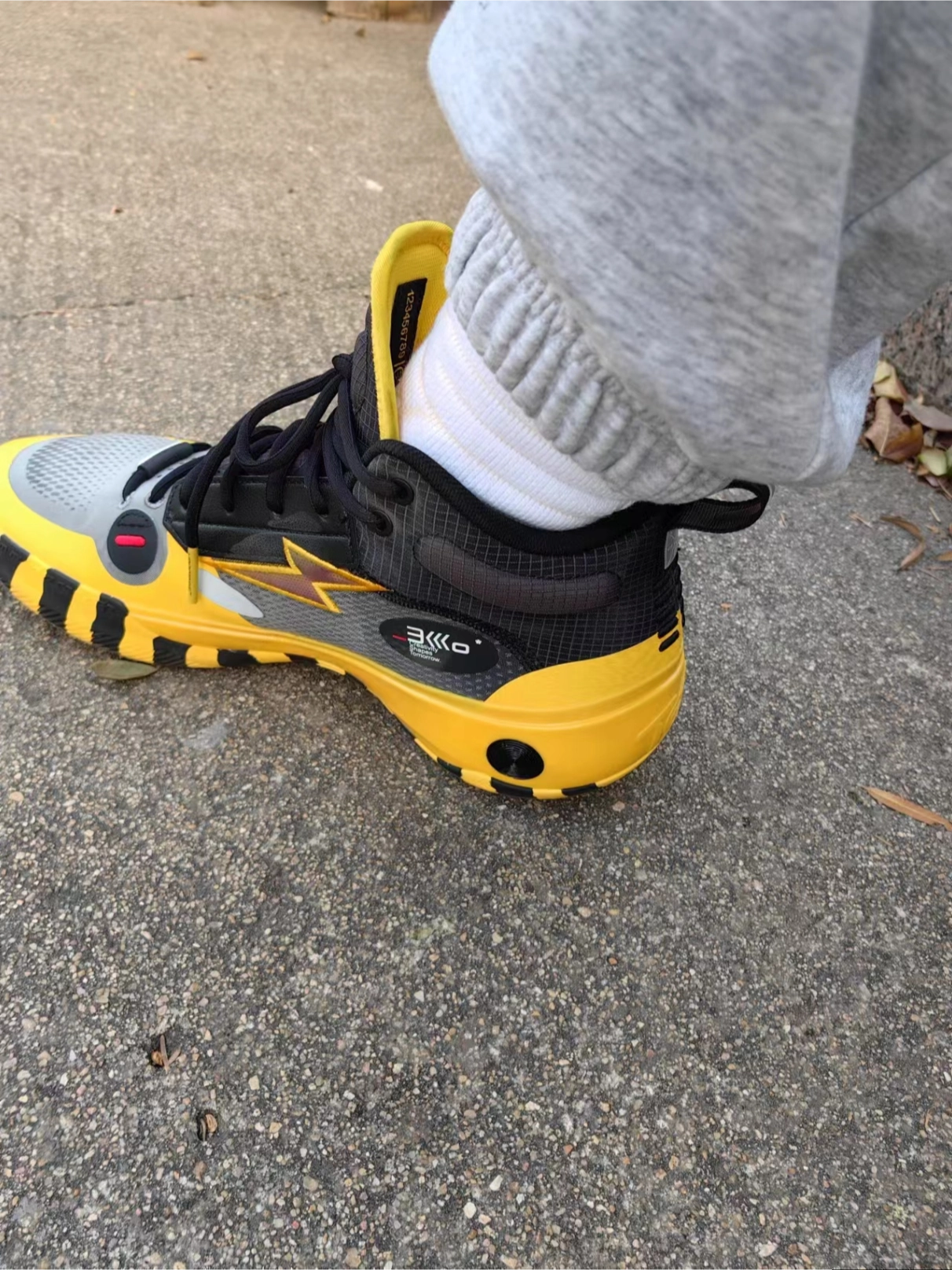 custom review-LINING Way Of Wade 10   Caution