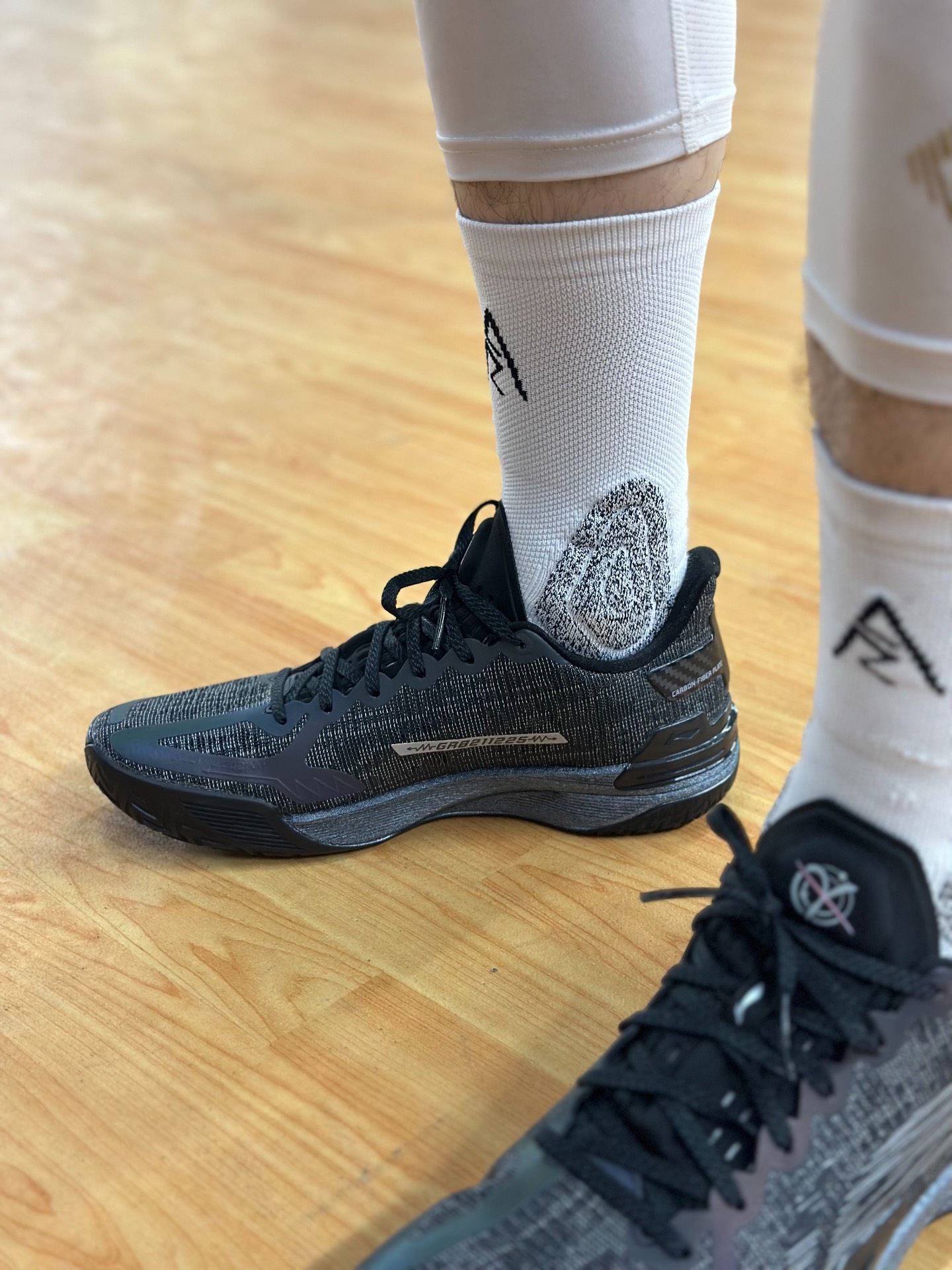 custom review-LiNing Gamma Cushioning, Slip Resistant, Abrasion Resistant, Support, Lightweight Low Top Basketball Shoes Men's Black