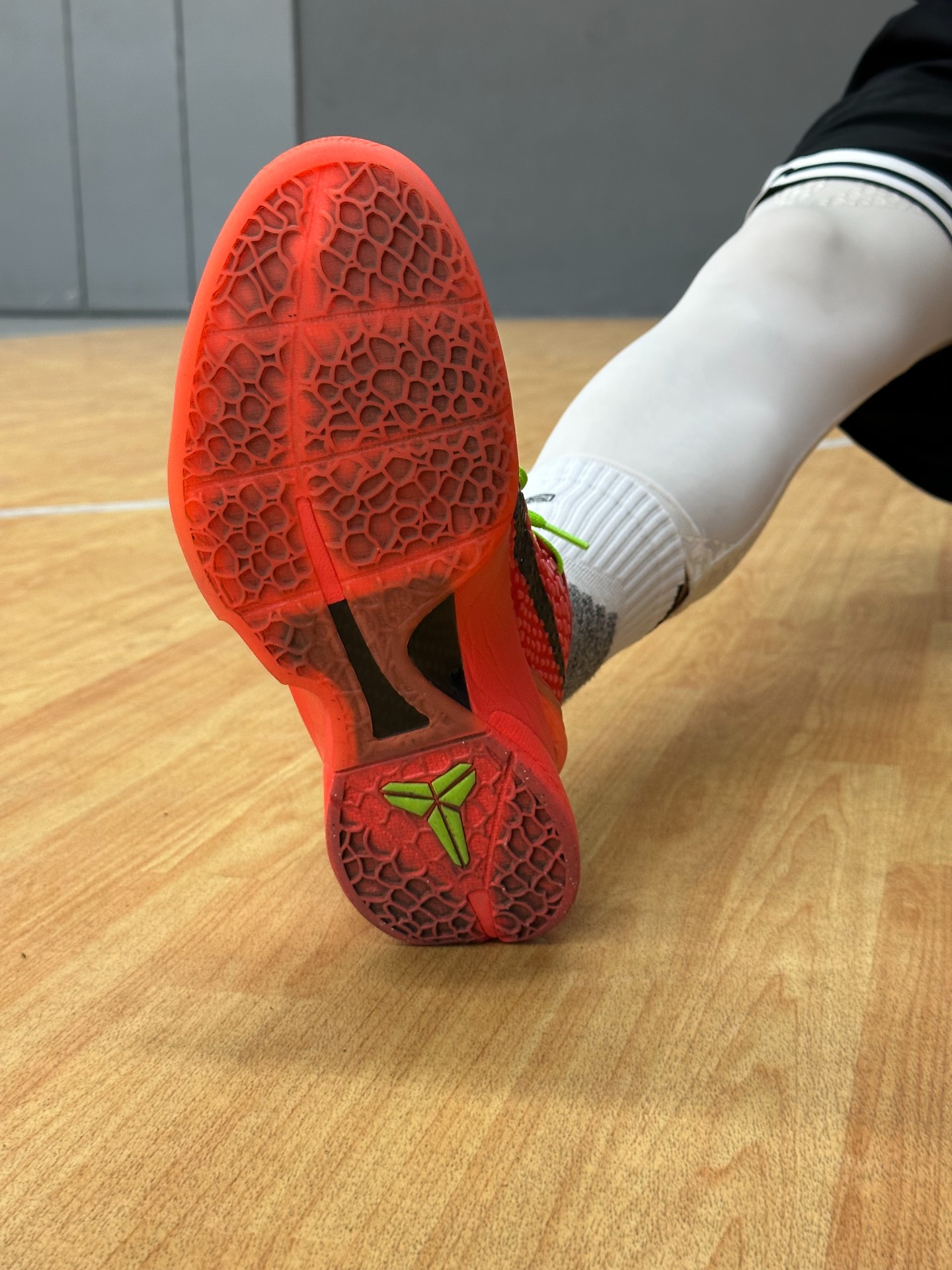 custom review-Nike Kobe 6 Protro 
Reverse Grinch
