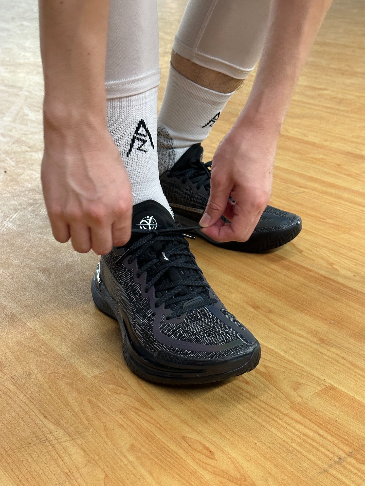 custom review-LiNing Gamma Cushioning, Slip Resistant, Abrasion Resistant, Support, Lightweight Low Top Basketball Shoes Men's Black