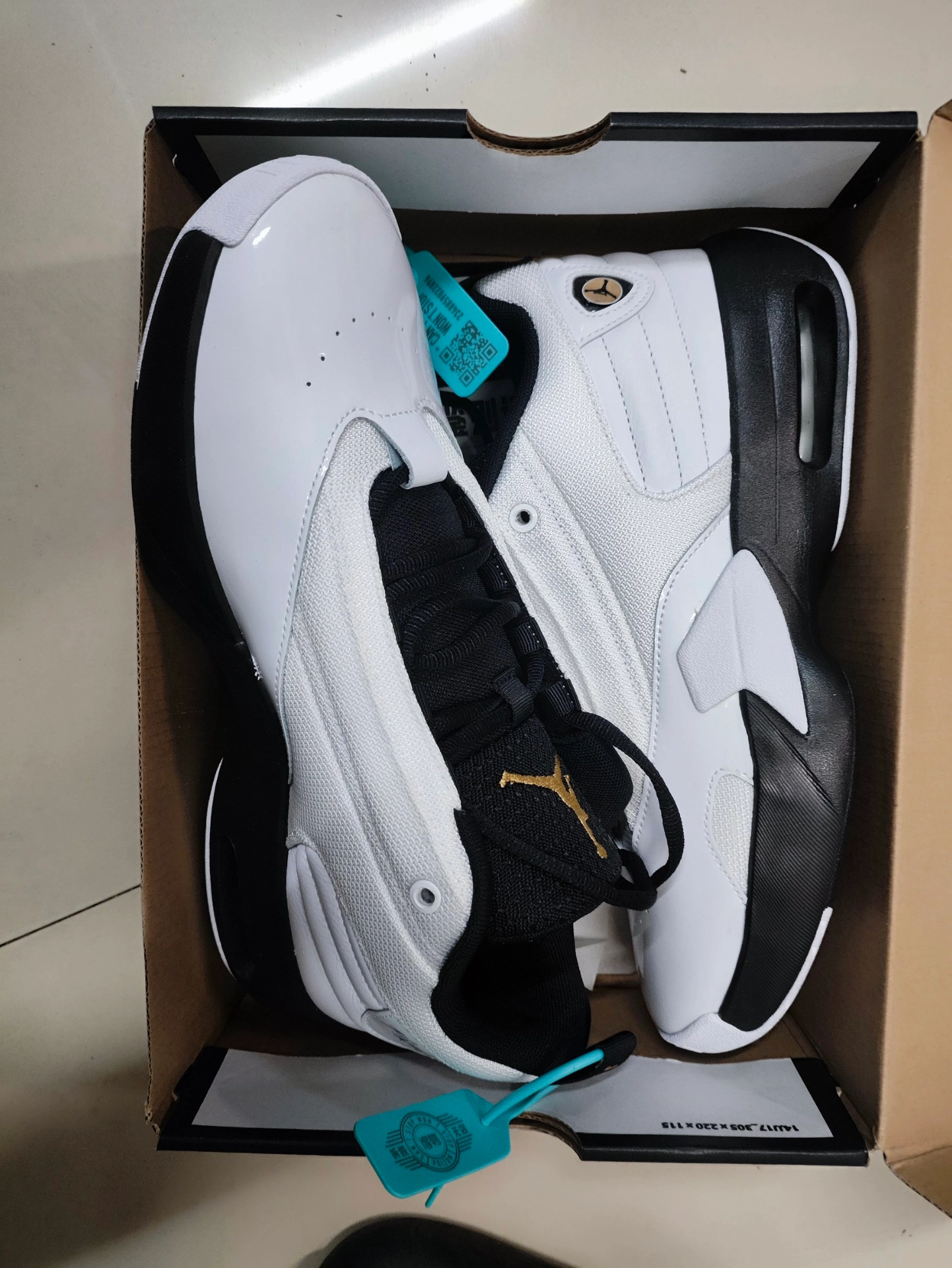 custom review-Jordan Max Aura 6 Нижняя юбка Устойчивая к истиранию Низкий Топ Кэжуал Мужской Белый