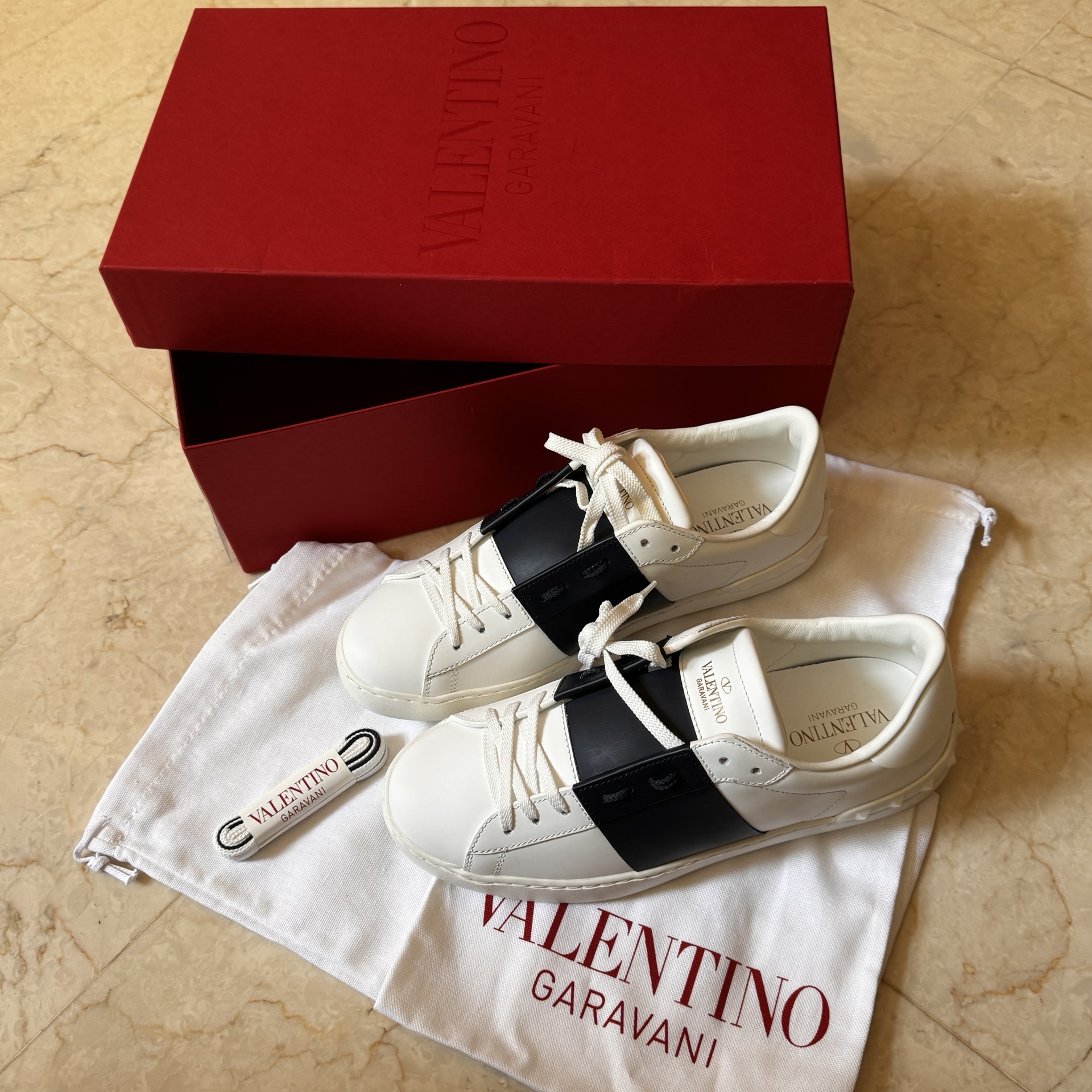 valentino白蓝小白鞋