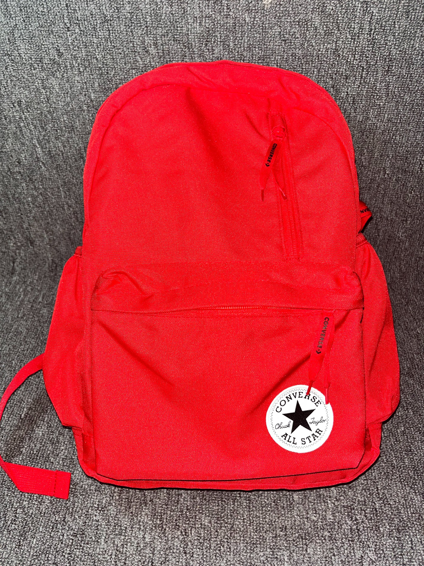 匡威红色书包🎒 city不city⁉️