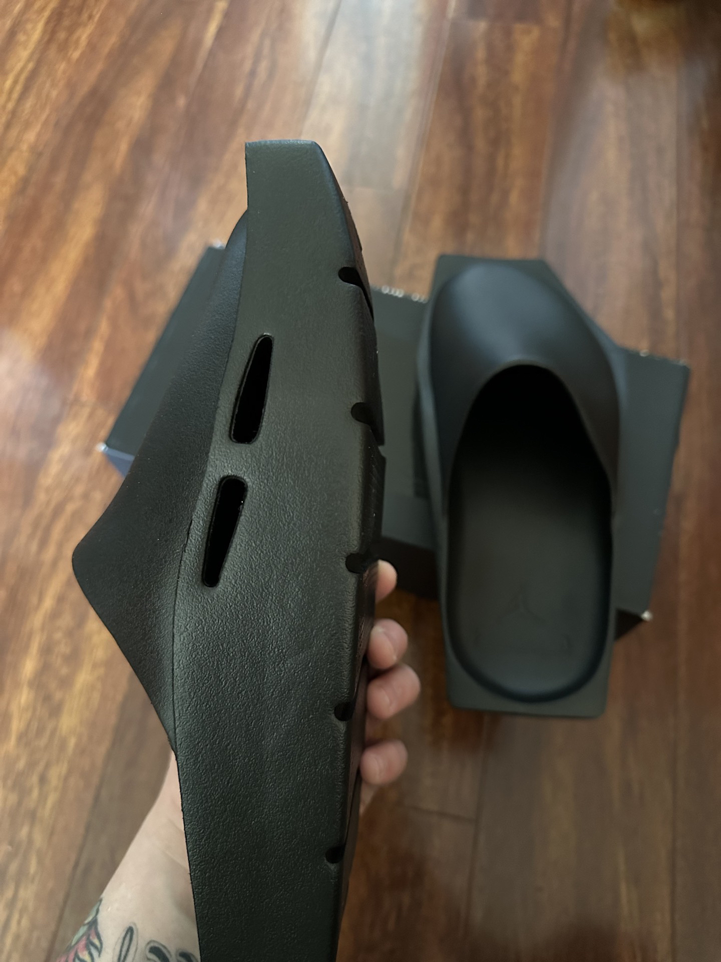 custom review-Billie Eilish x Jordan Hex Mule Череп Слип-резистентные устойчивые к истиранию шлепанцы женские черные