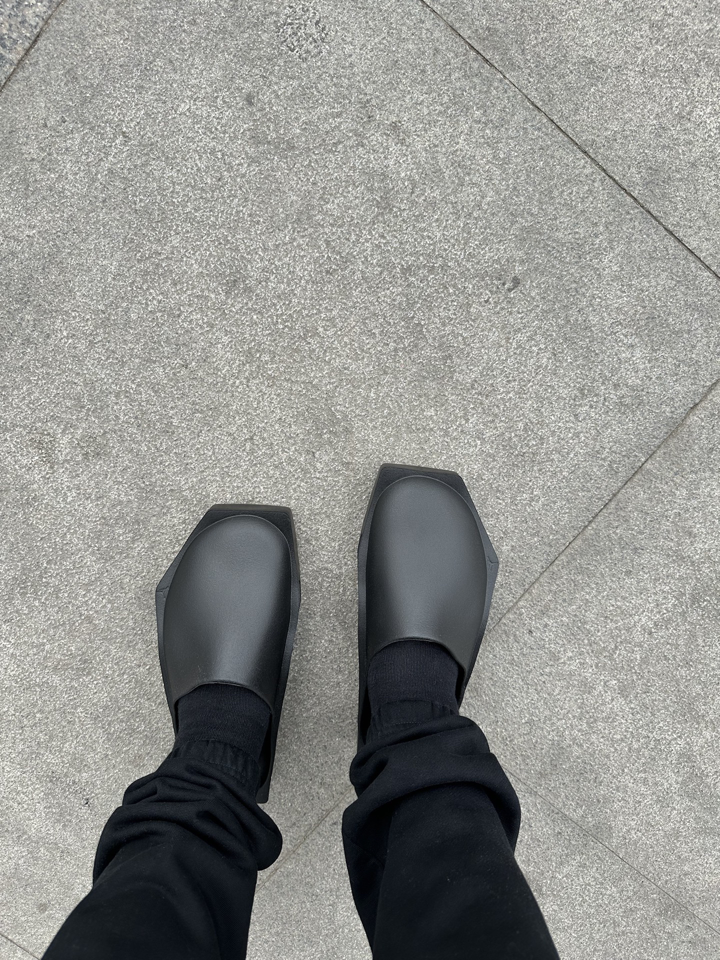 custom review-Billie Eilish x Jordan Hex Mule Череп Слип-резистентные устойчивые к истиранию шлепанцы женские черные