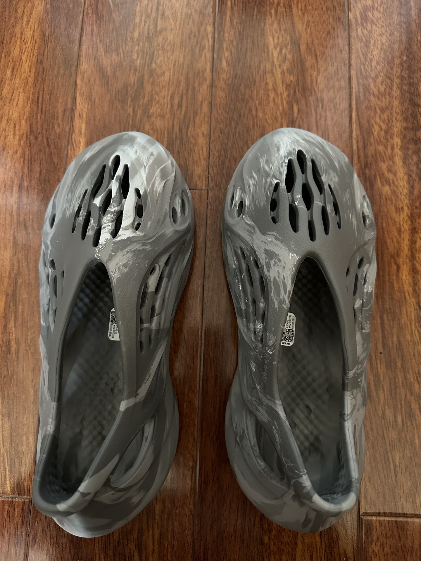 custom review-Adidas Originals Yeezy Foam Runner RNR MX GRANITE Sabo Unisex Бетон Серый