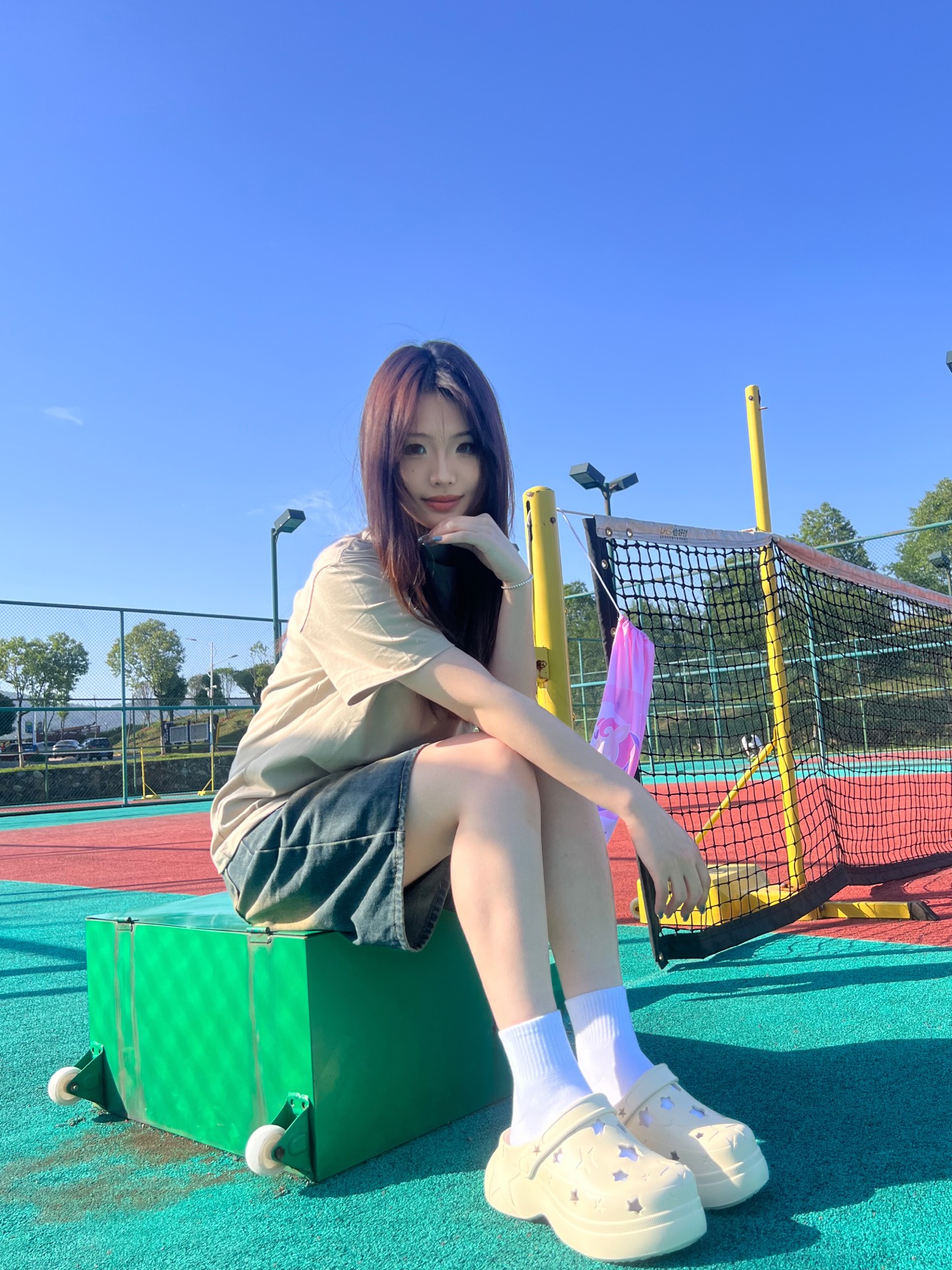 小白袜真的很百搭
而且透气性很好 符合我对夏日挑选袜子的要求