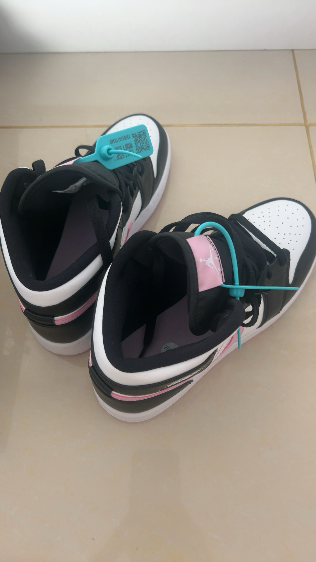 custom review-Jordan 1 Mid White Black Light Arctic Pink GS