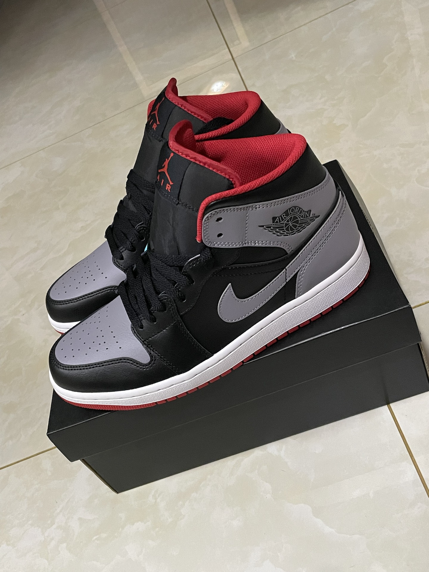 custom review-Jordan Air Jordan 1 Shadow Fire Red MID Топ Винтажные баскетбольные кроссовки Мужской Серый Черный