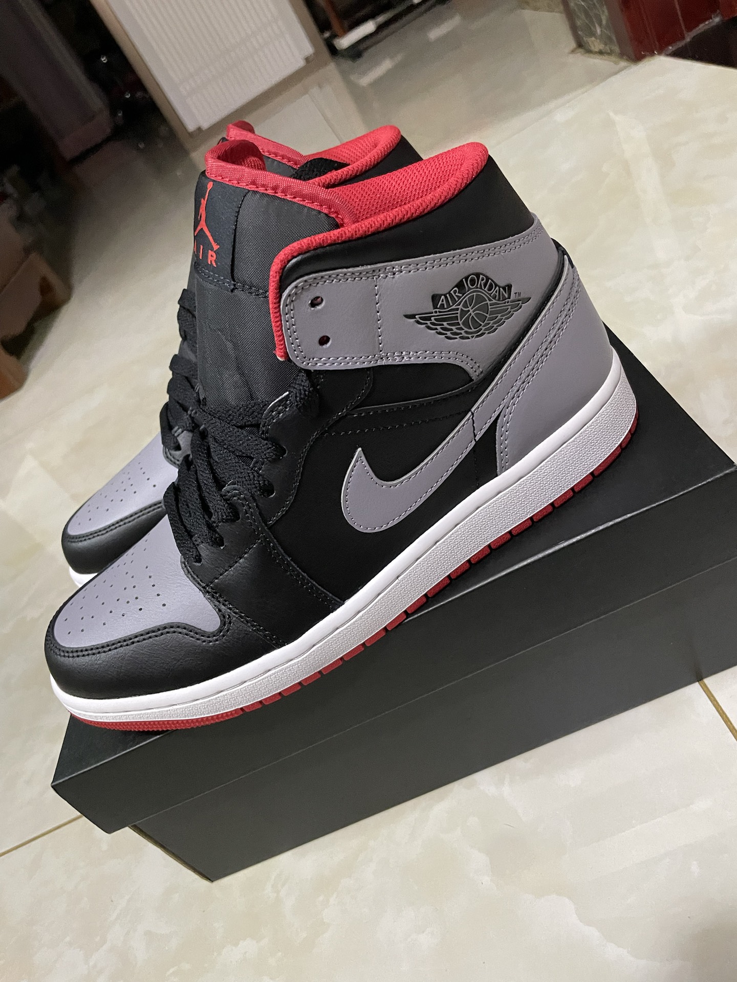 custom review-Jordan Air Jordan 1 Shadow Fire Red MID Топ Винтажные баскетбольные кроссовки Мужской Серый Черный