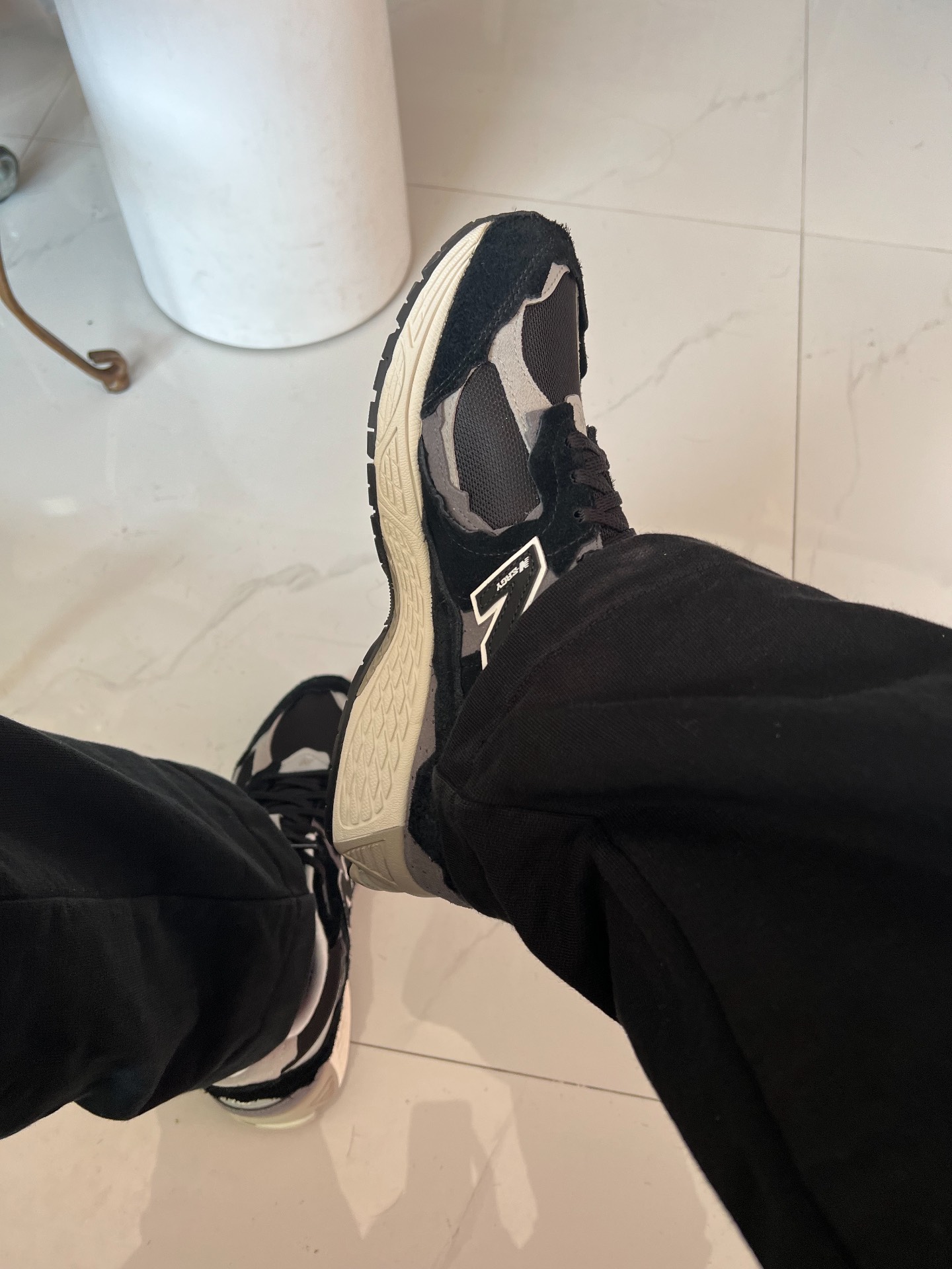 custom review-New Balance NB 2002R Устойчивый к истиранию низкий топ для бега на длинные дистанции спринт беговые кроссовки унисекс черный серый