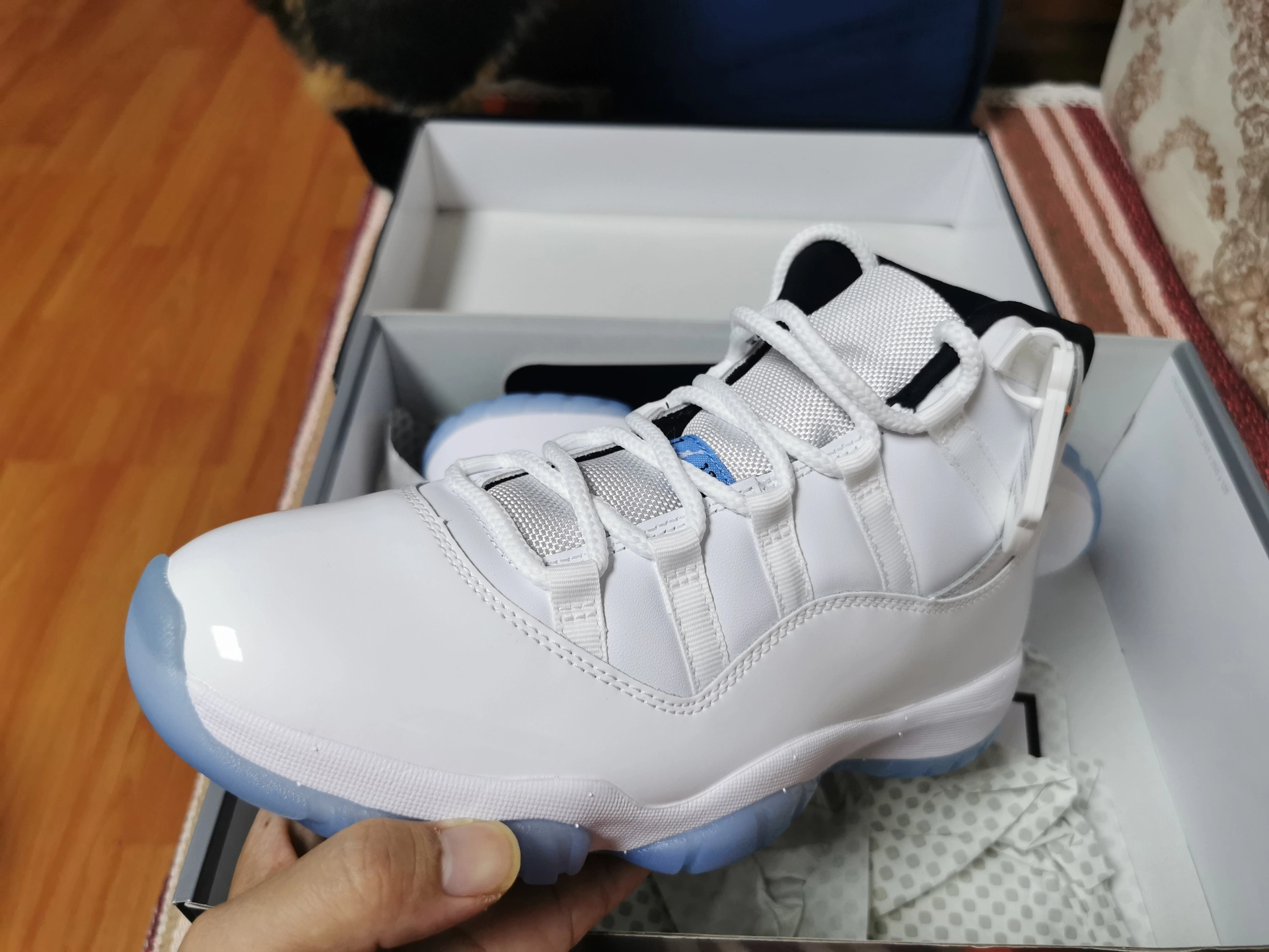 custom review-JORDAN 11 Retro Legend Blue 2024