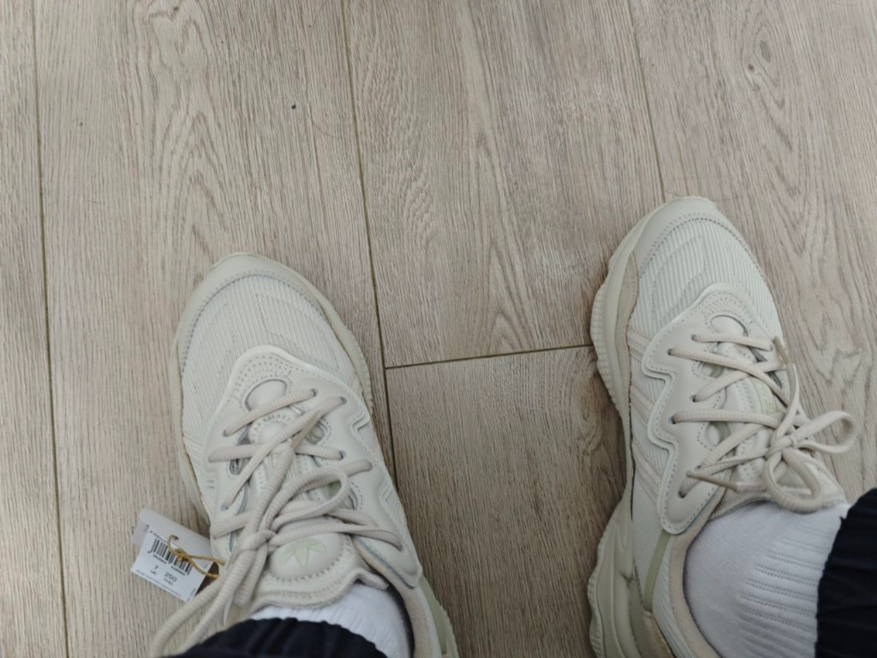 custom review-Adidas Originals Ozweego Устойчивый к истиранию Низкий Топ Повседневная обувь Унисекс Жемчужно-серый