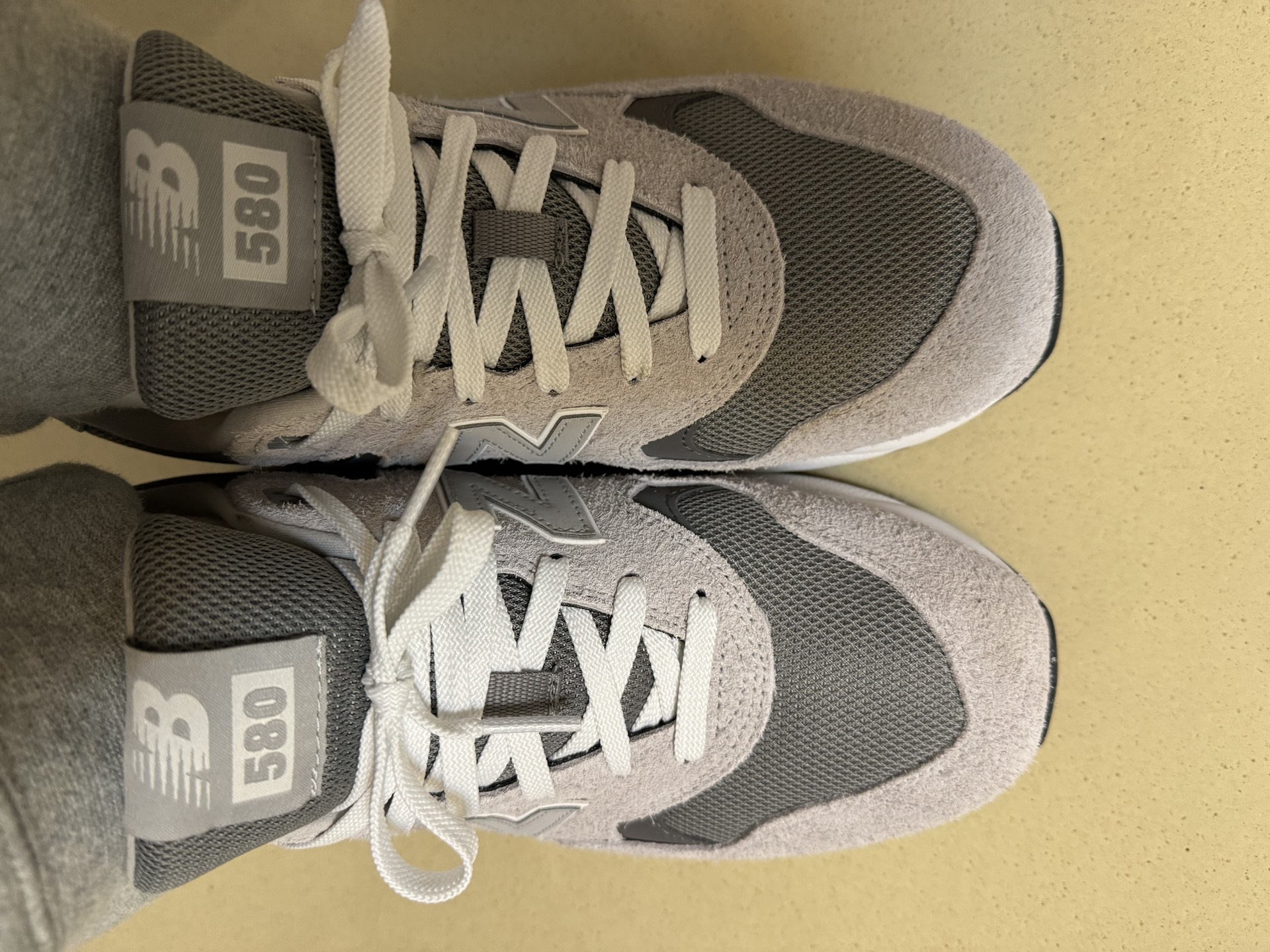 custom review-New Balance NB 580 Устойчивые к истиранию Низкие Кроссовки для Бега Унисекс Серый Белый