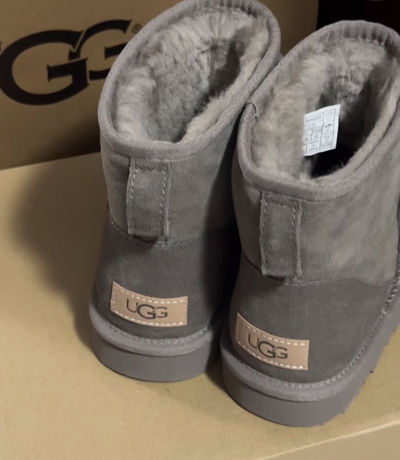 custom review-UGG CLASSIC ULTRA MINI Термостойкий противоскользящий ботинок для лодыжки (размер в длину) Снежные ботинки Женские Серый