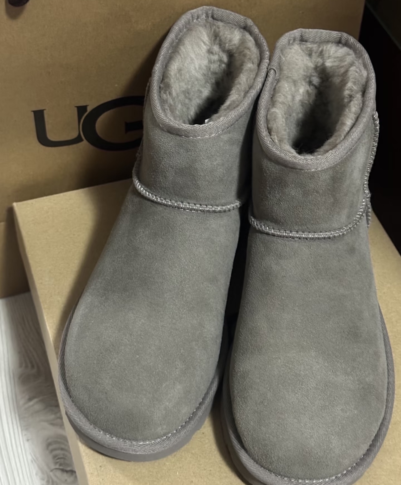 custom review-UGG CLASSIC ULTRA MINI Термостойкий противоскользящий ботинок для лодыжки (размер в длину) Снежные ботинки Женские Серый